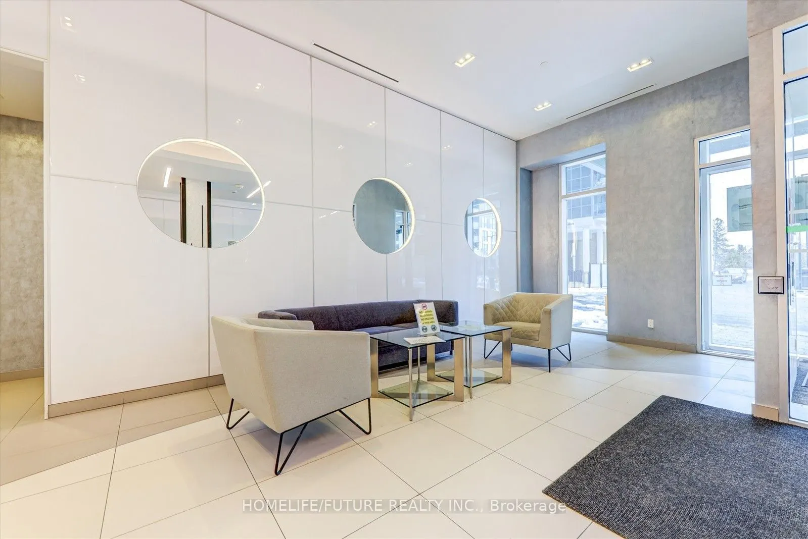 20 Meadowglen Place #907