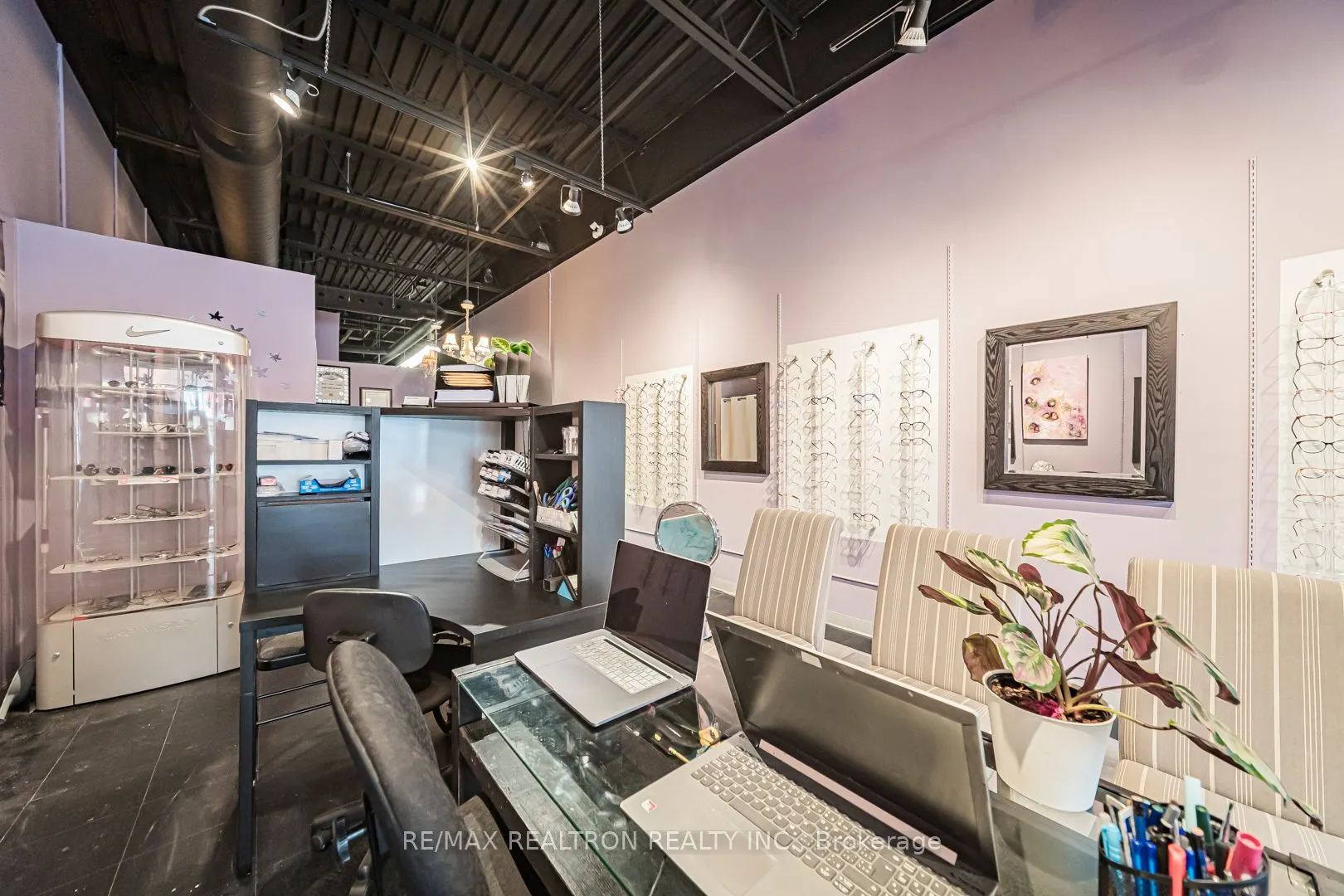 555 Rossland Road E #2