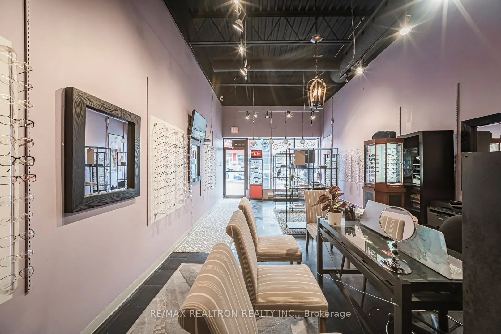 555 Rossland Road E #2