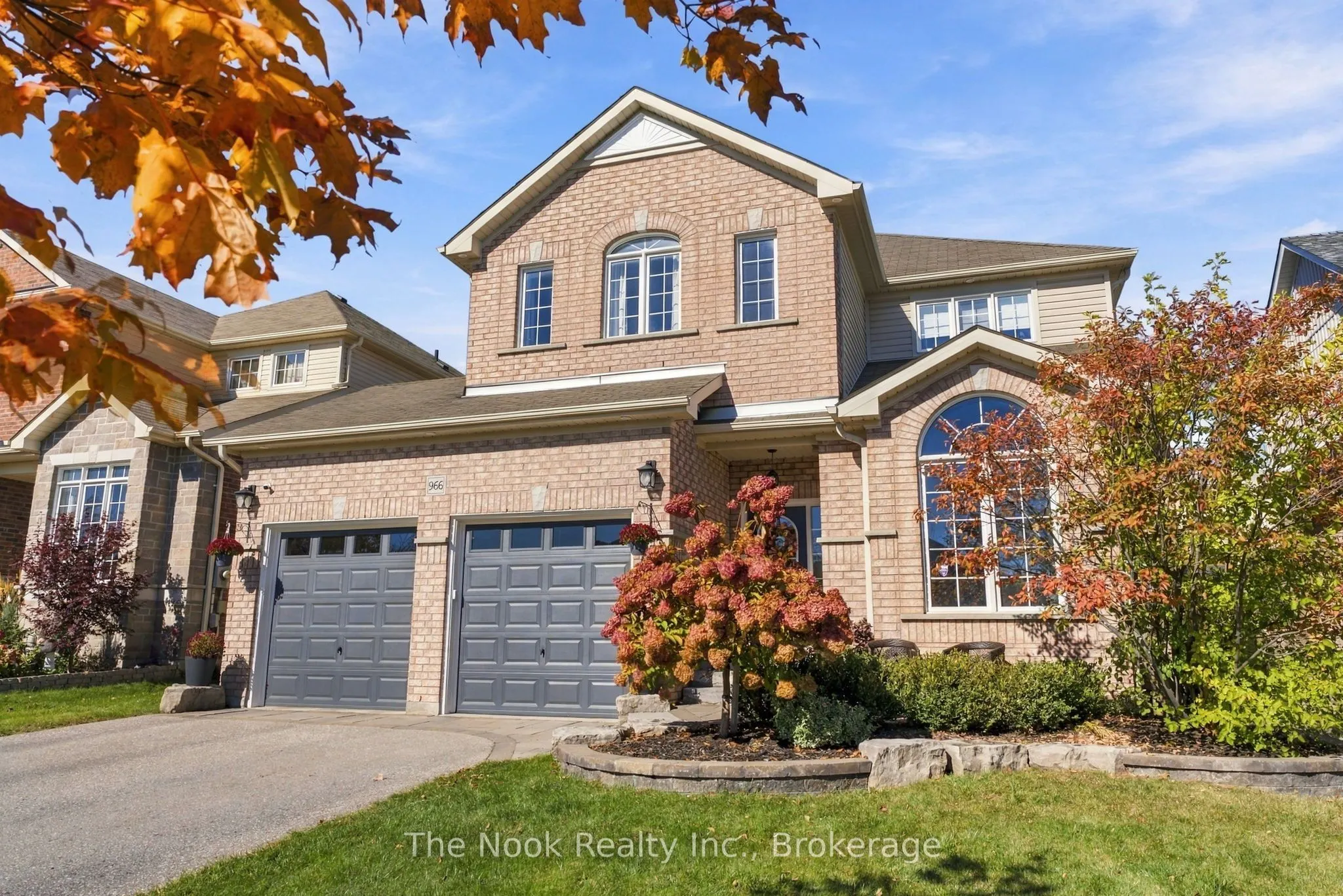 966 Hinterland Court