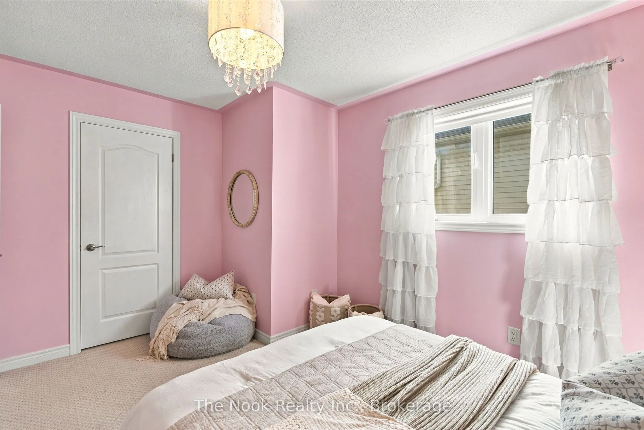 966 Hinterland Court