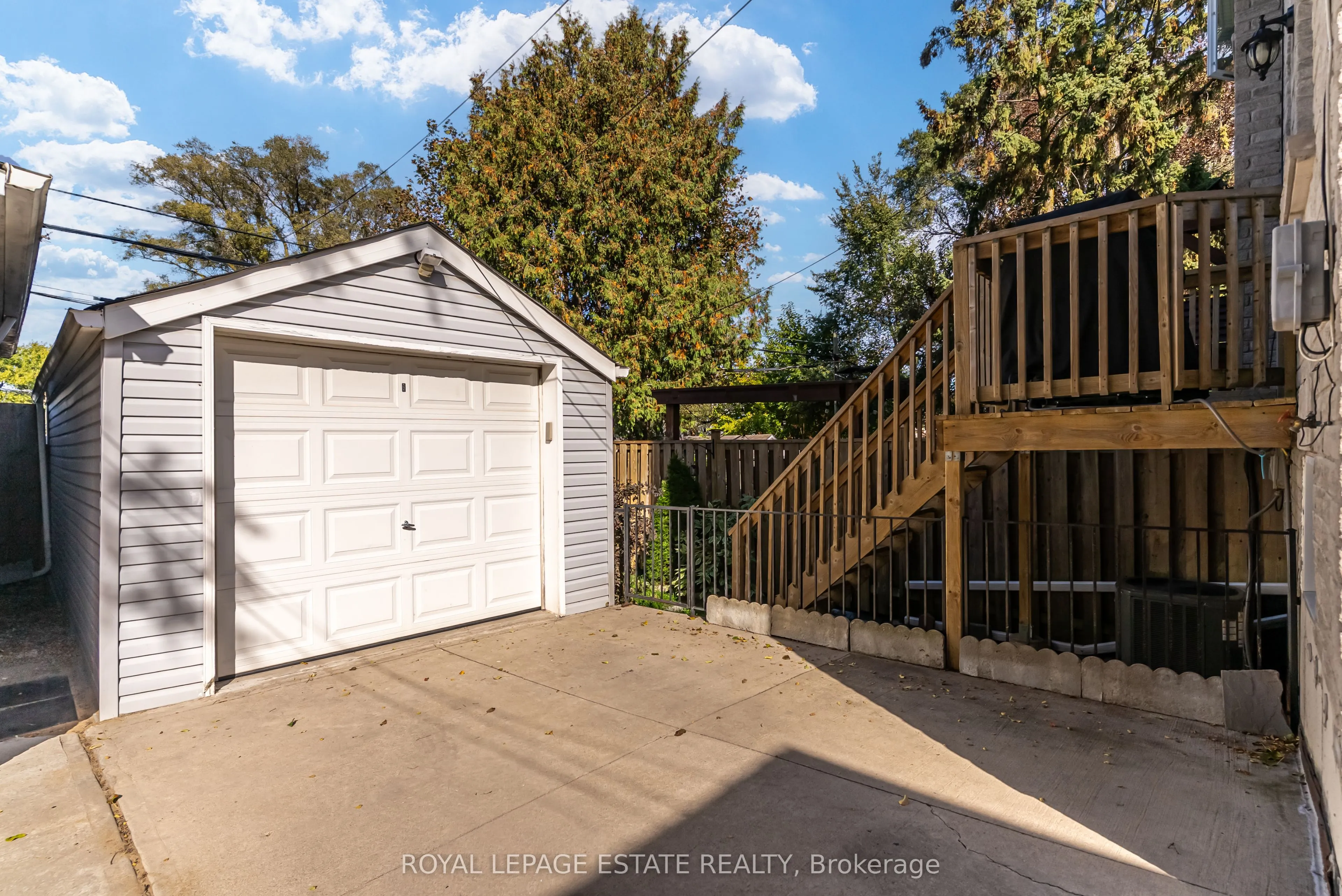 110A Holborne Avenue