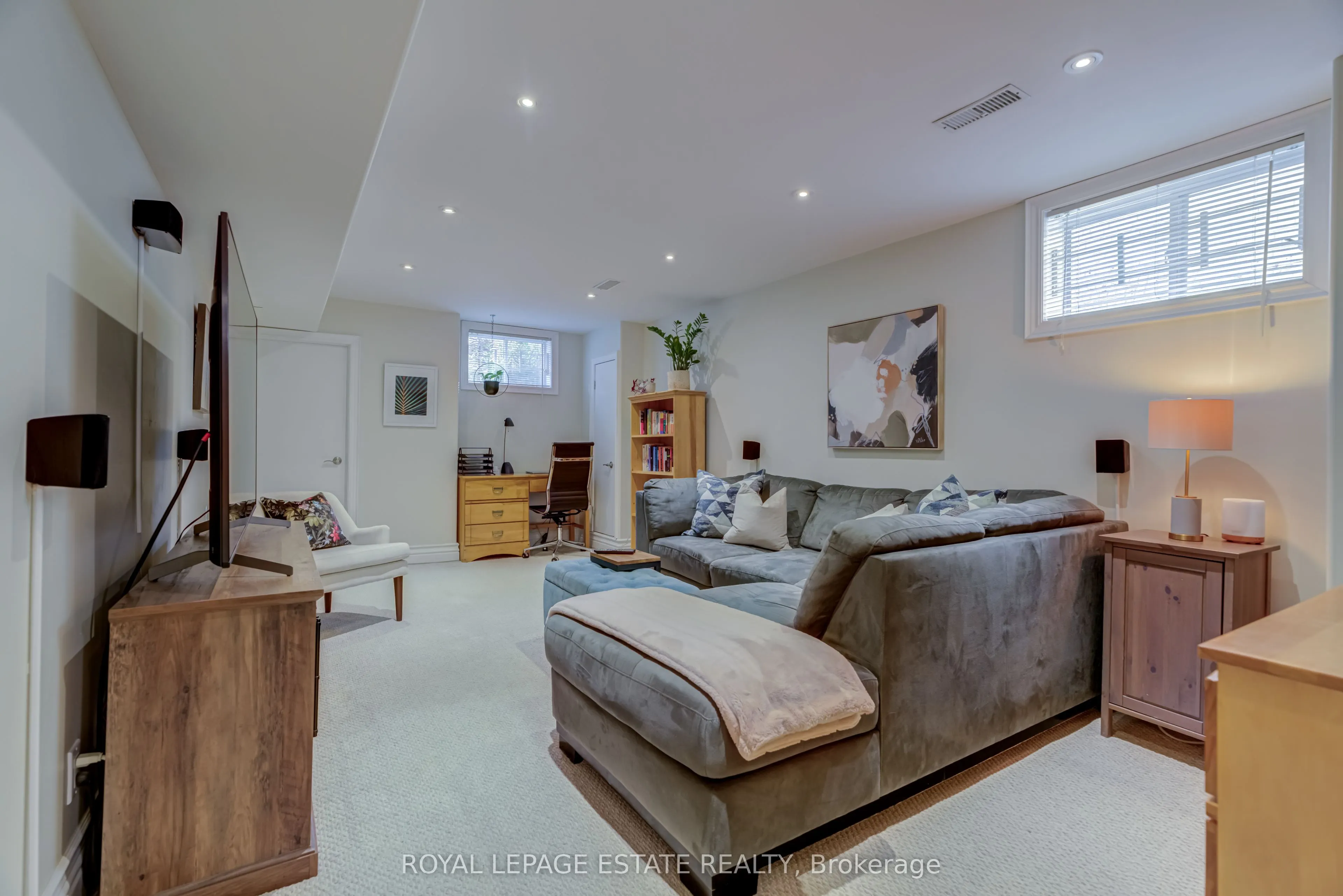 110A Holborne Avenue