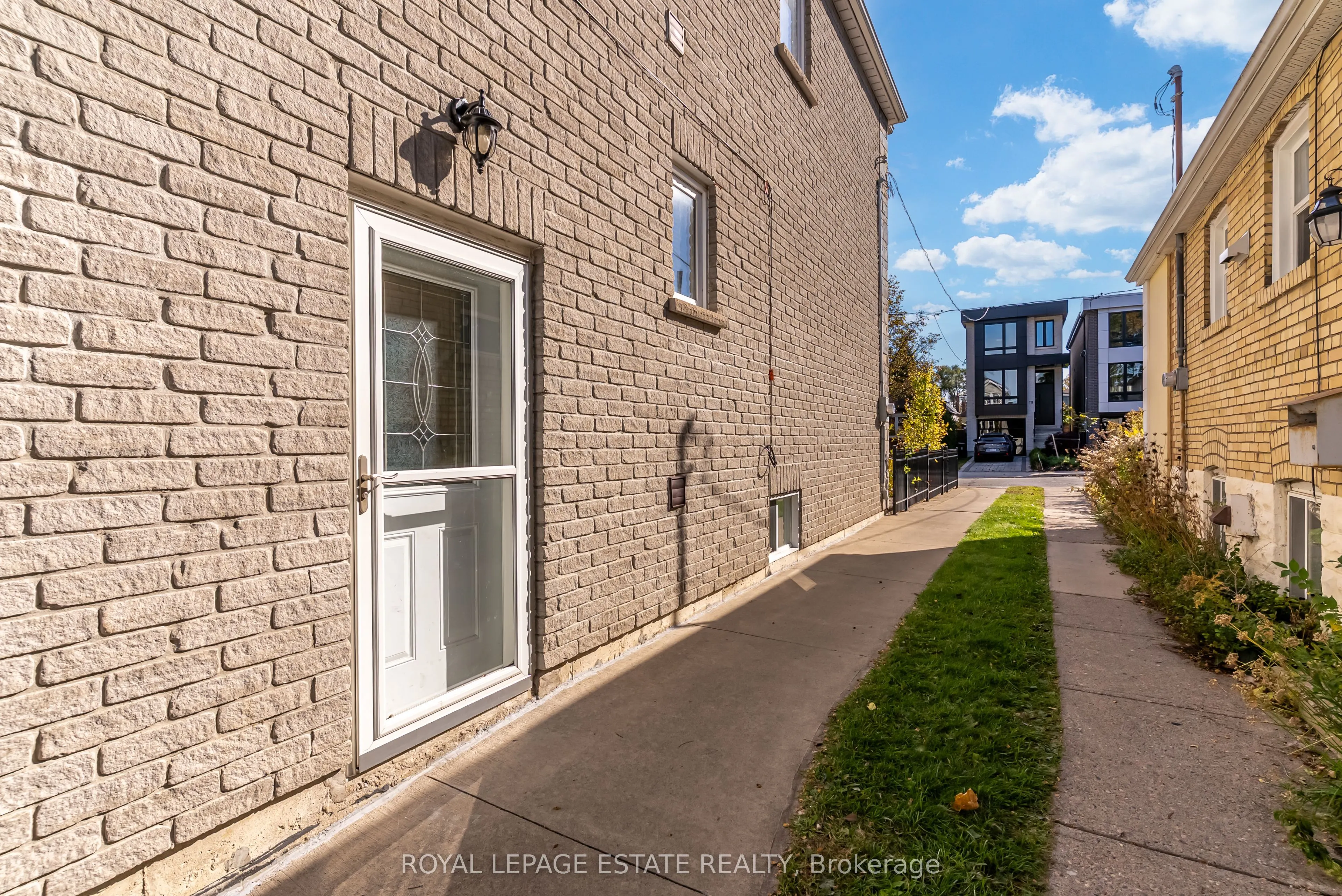 110A Holborne Avenue