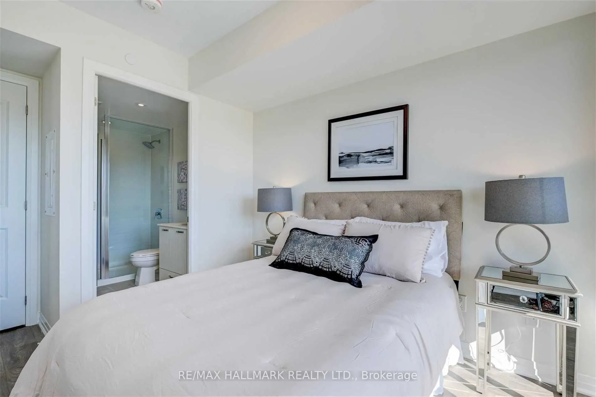 2301 Danforth Avenue #415