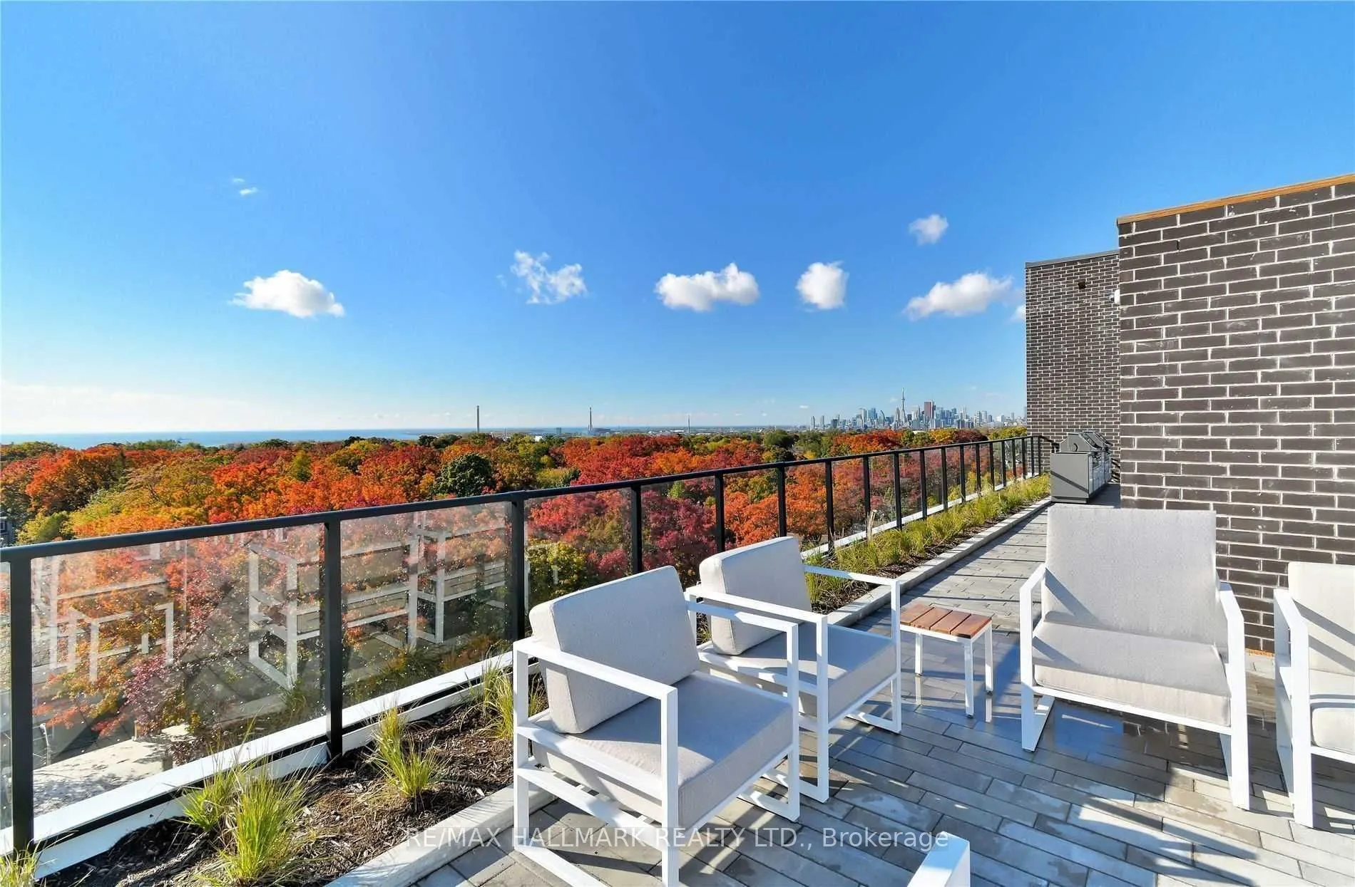 2301 Danforth Avenue #415