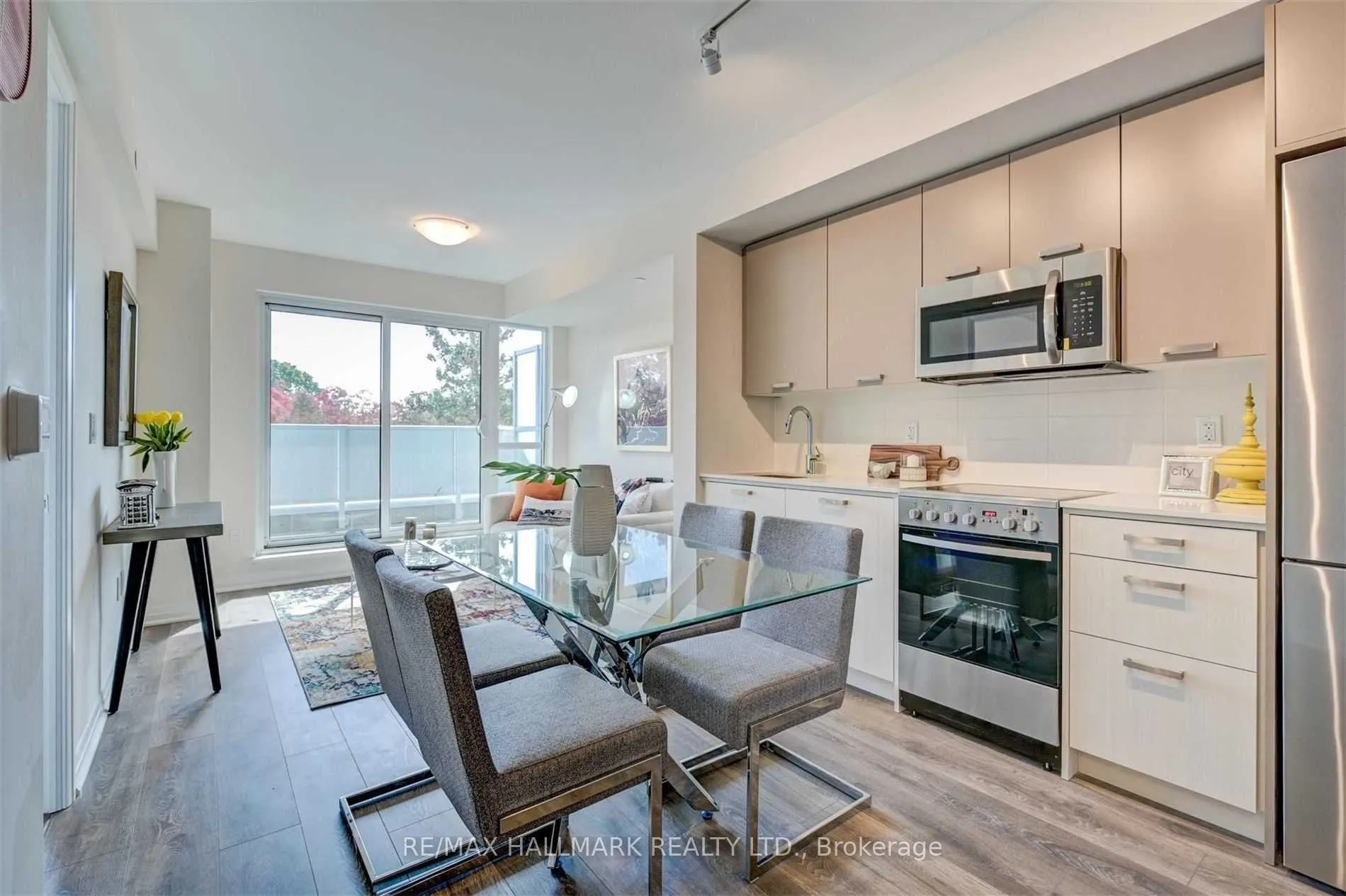 2301 Danforth Avenue #415