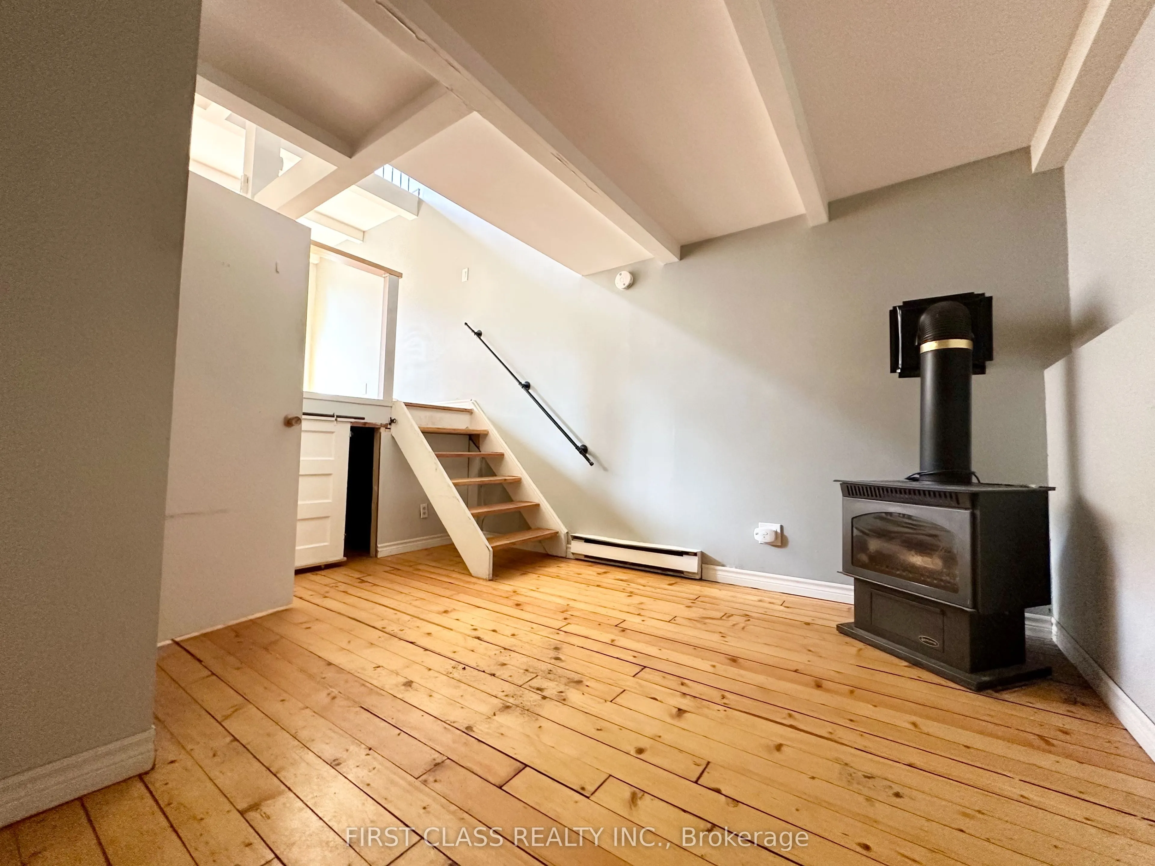 32 Curzon Street #6