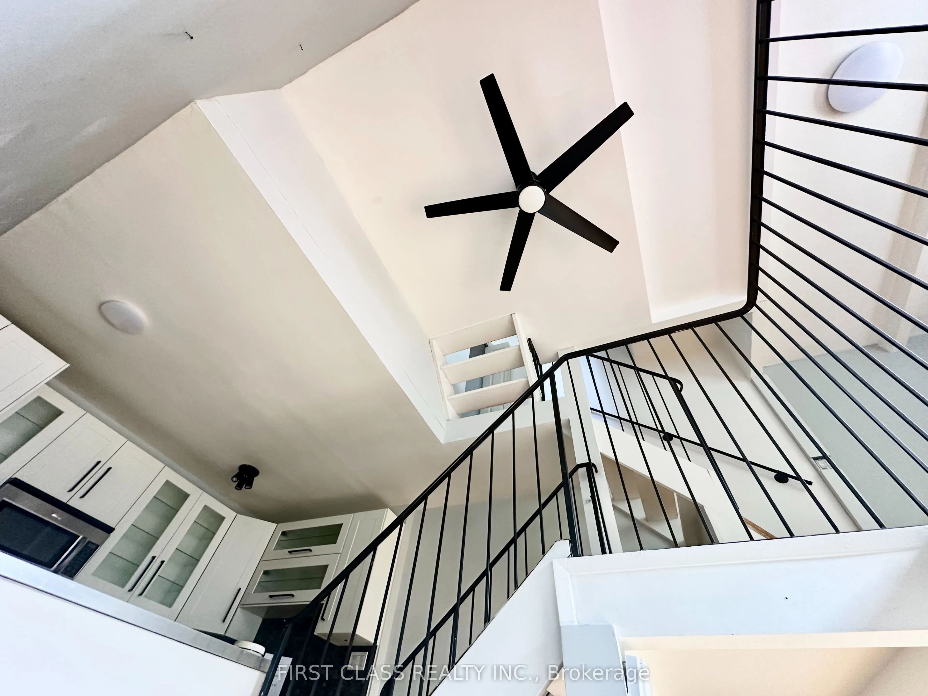 32 Curzon Street #6