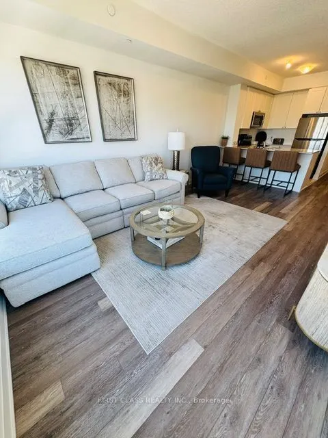 50 Lakebreeze Drive #306