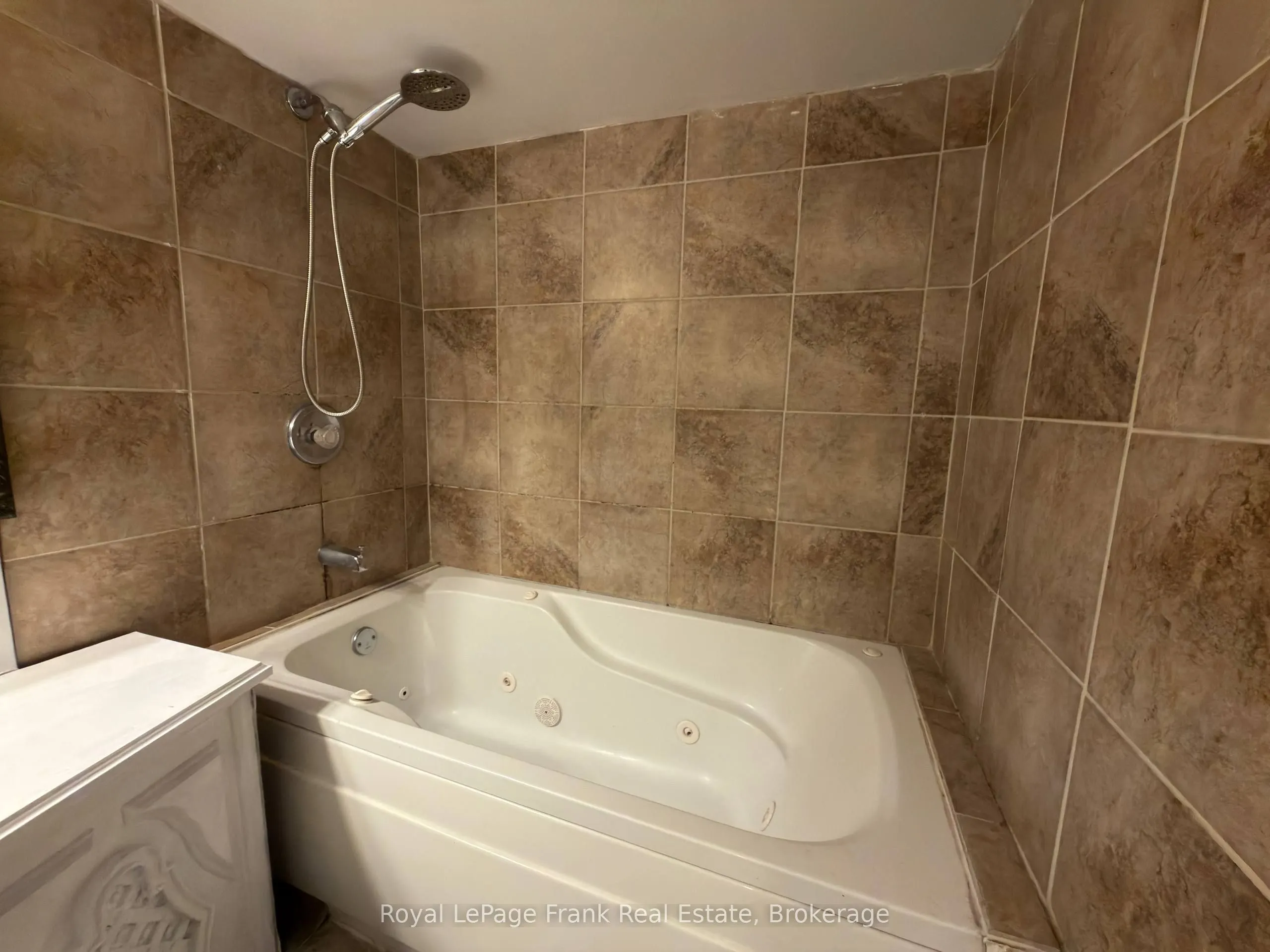 68 Oke Road #BSMT