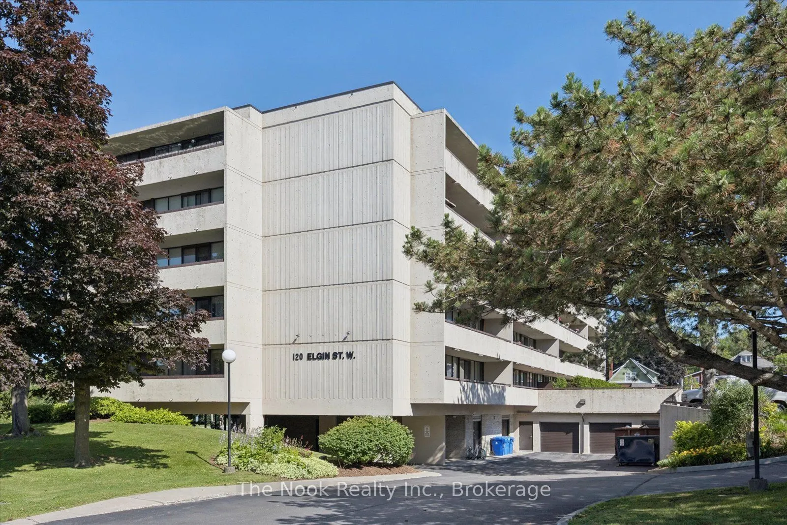 120 Elgin Street W #304