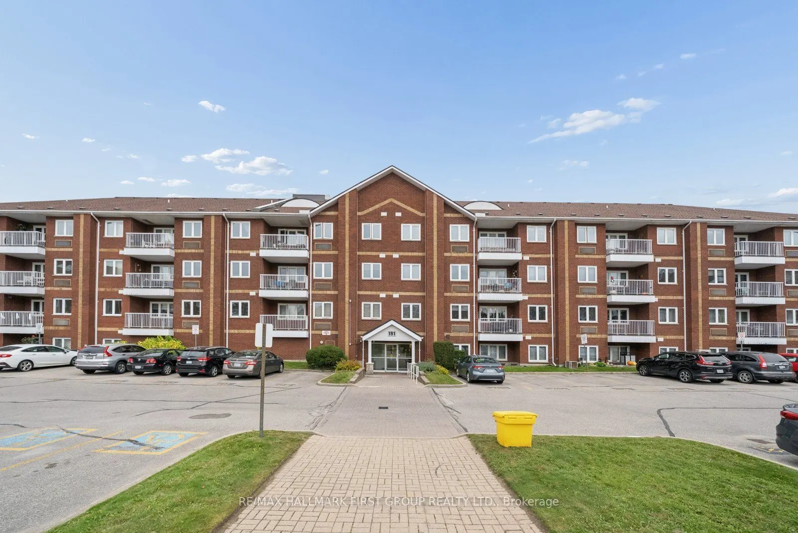191 Lake Driveway W #401