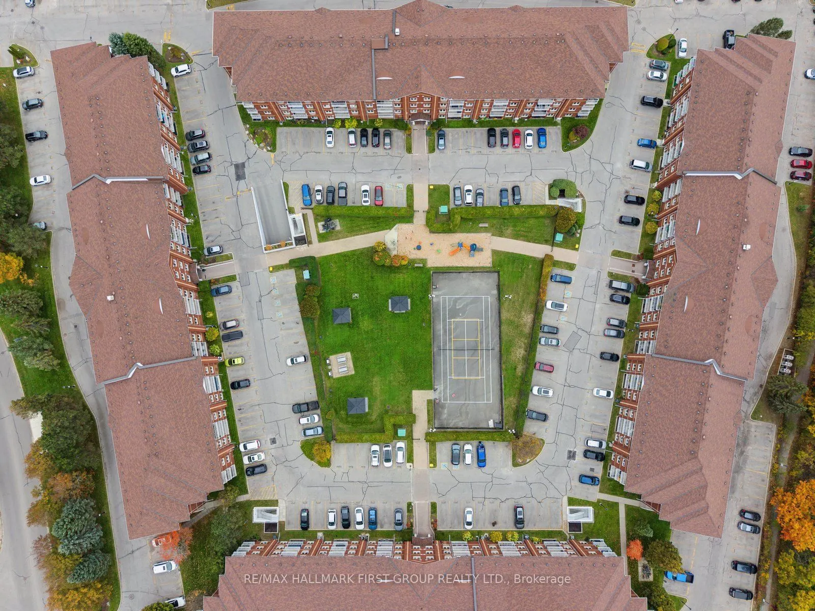 191 Lake Driveway W #401