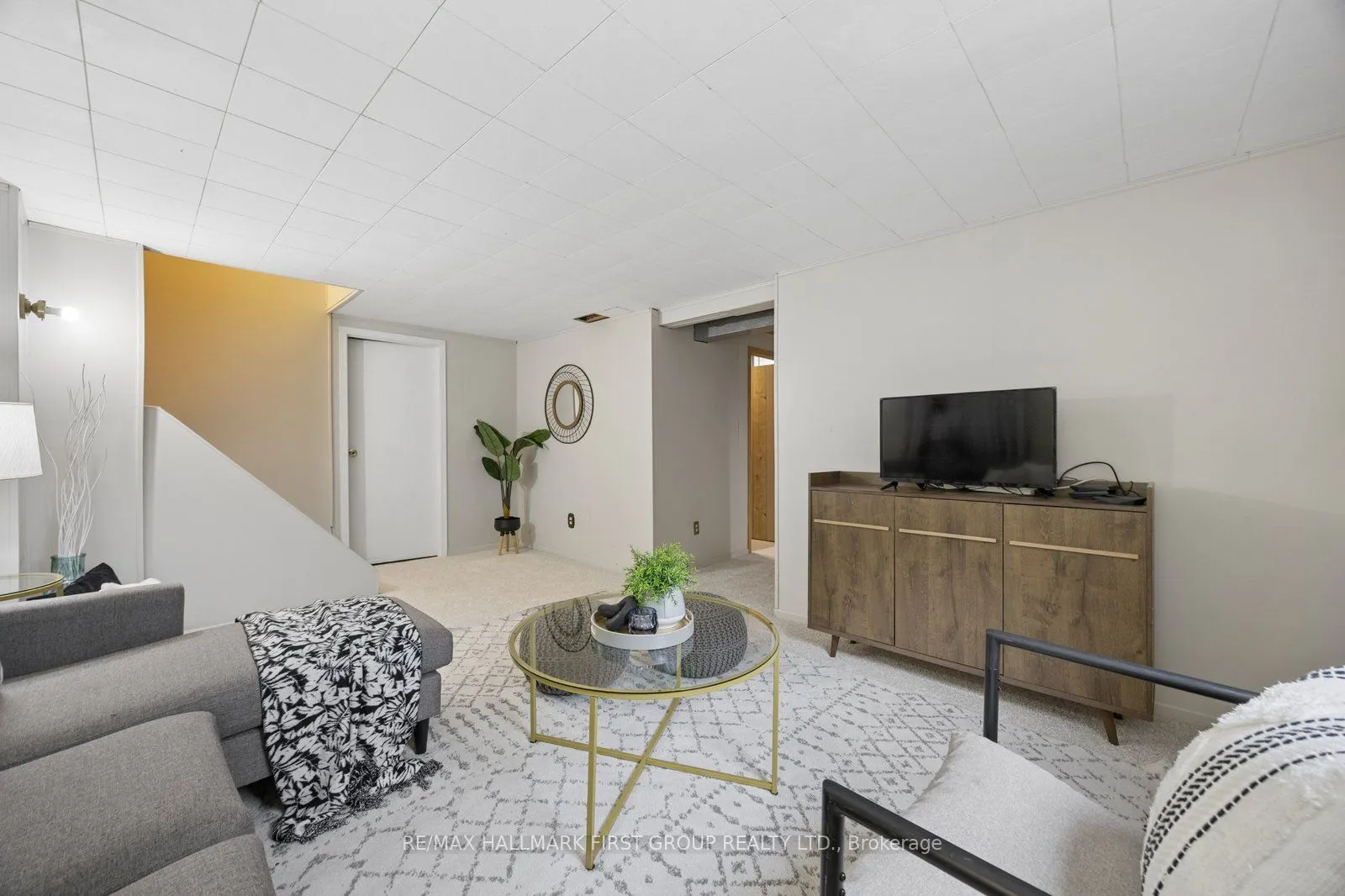 4 Lowder Place