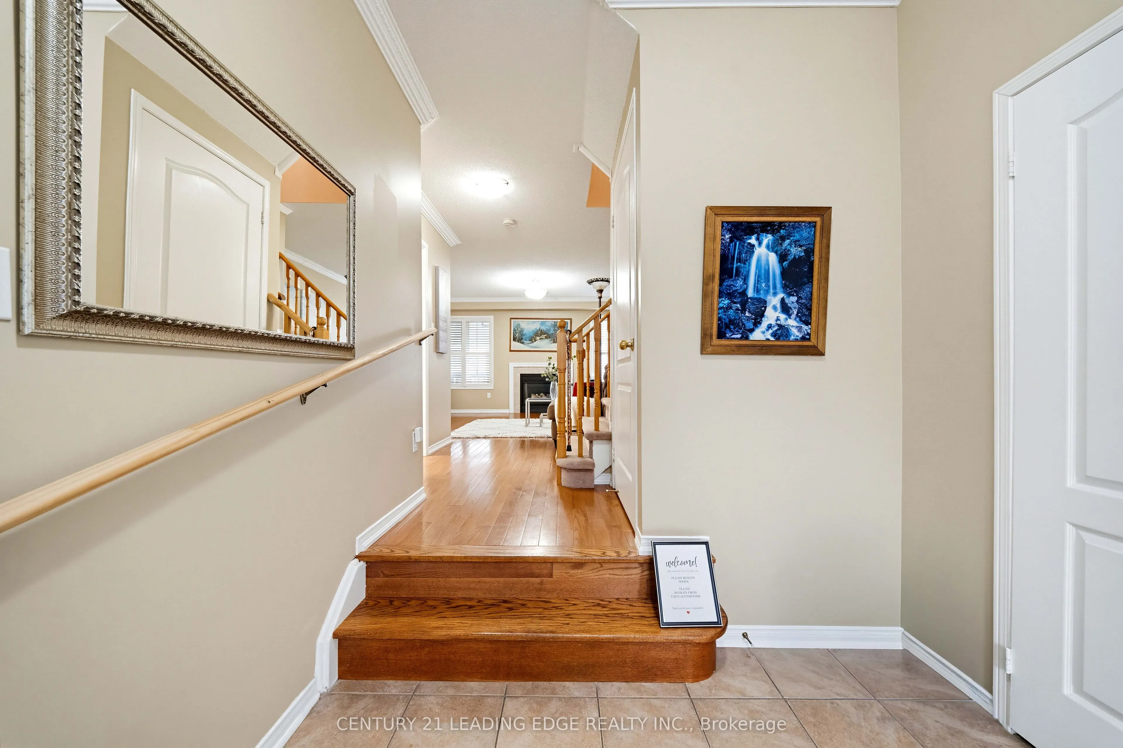 75 Howlett Crescent