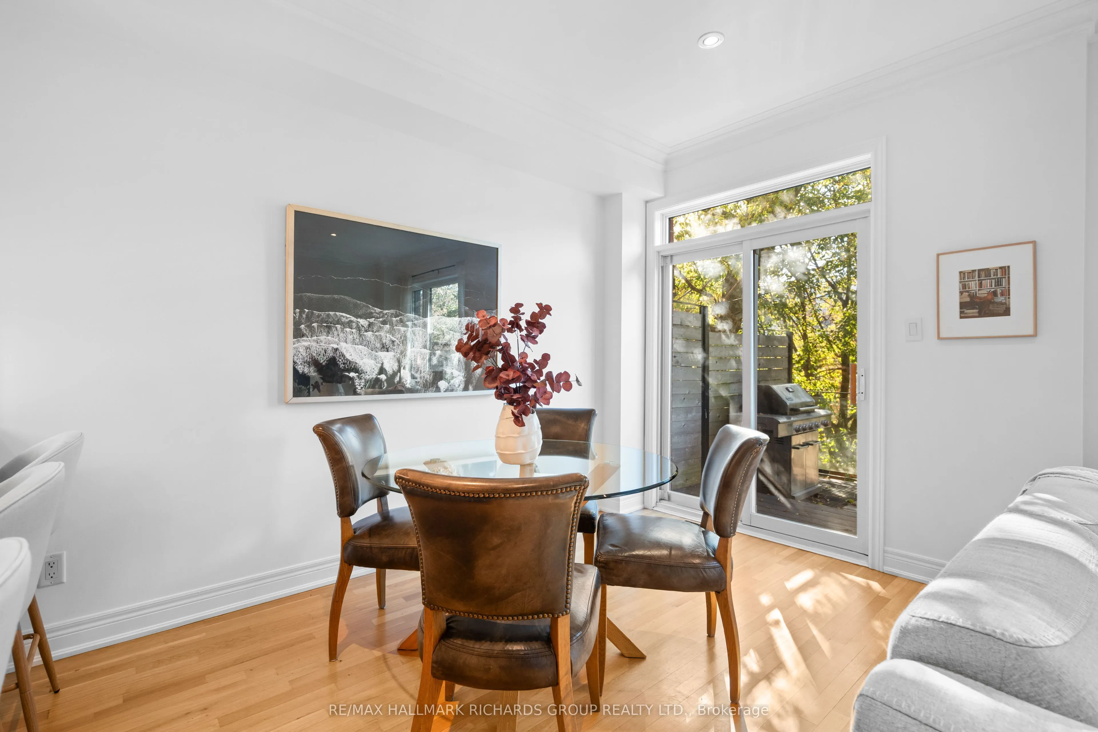38 Pickering Street