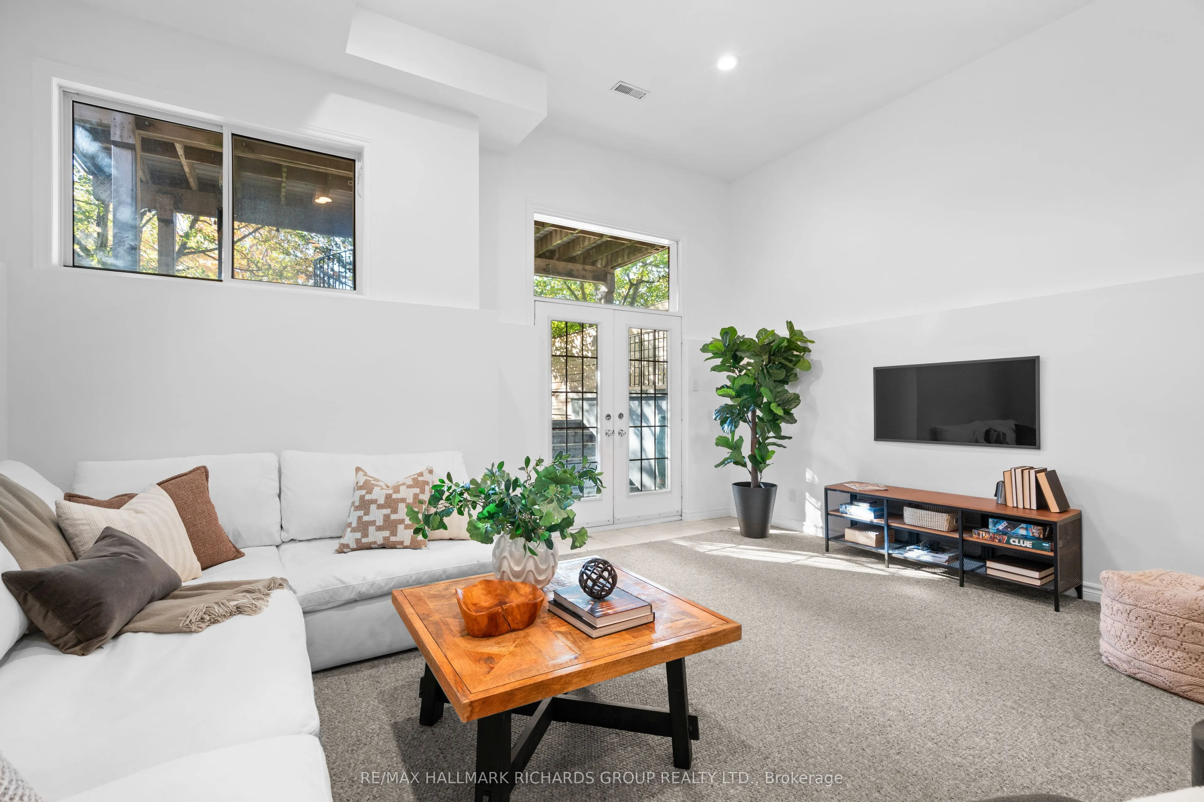 38 Pickering Street