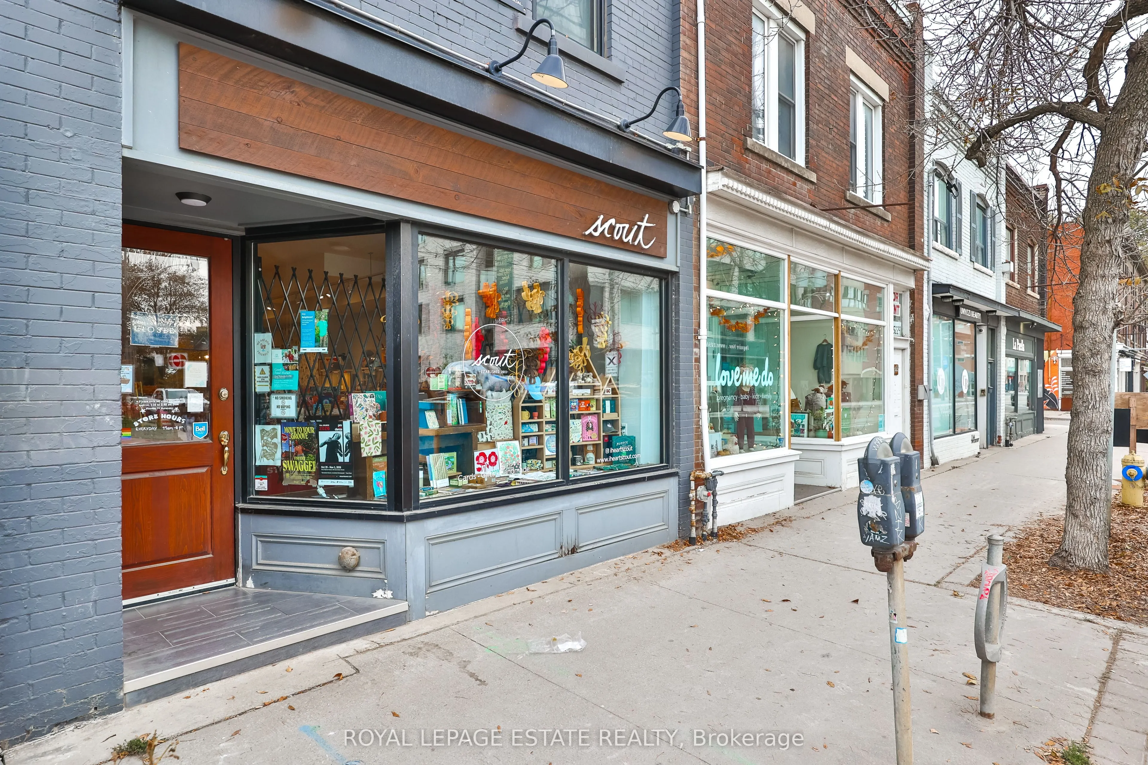 1140 Queen Street E