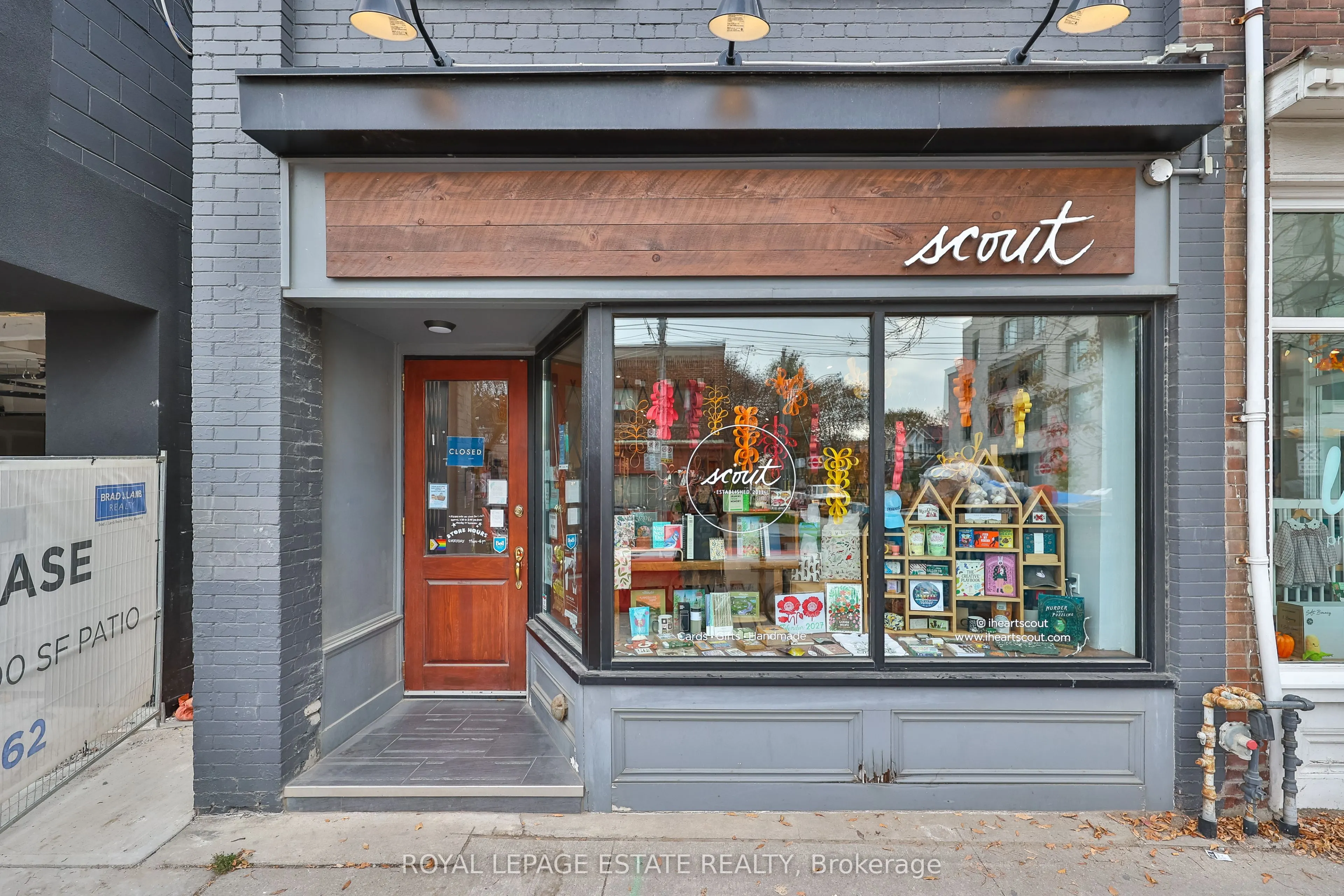 1140 Queen Street E