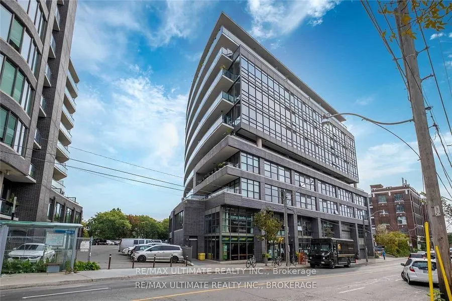319 Carlaw Avenue #318