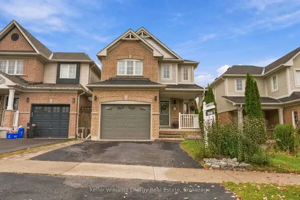 43 Lunney Crescent