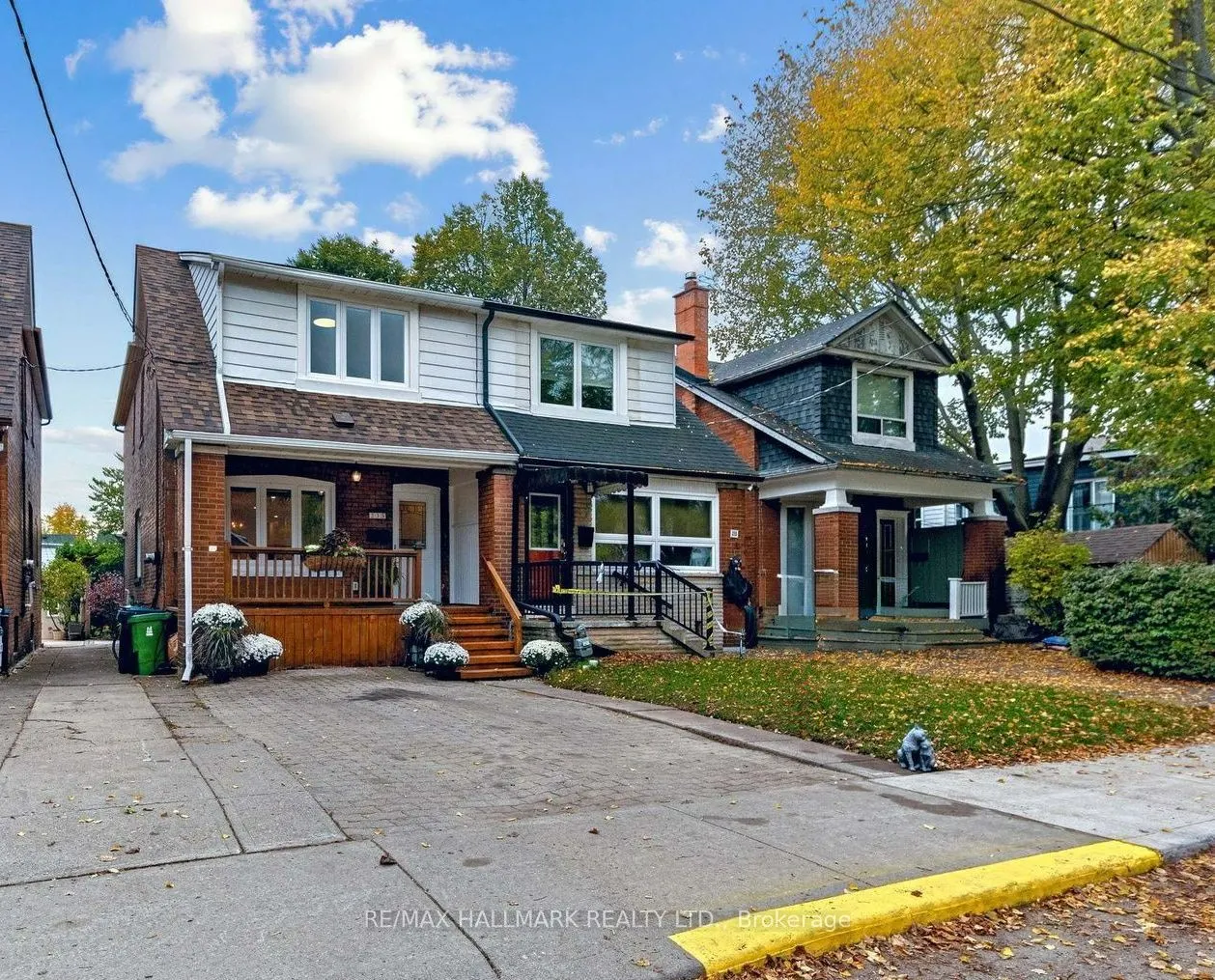235 Glebeholme Boulevard