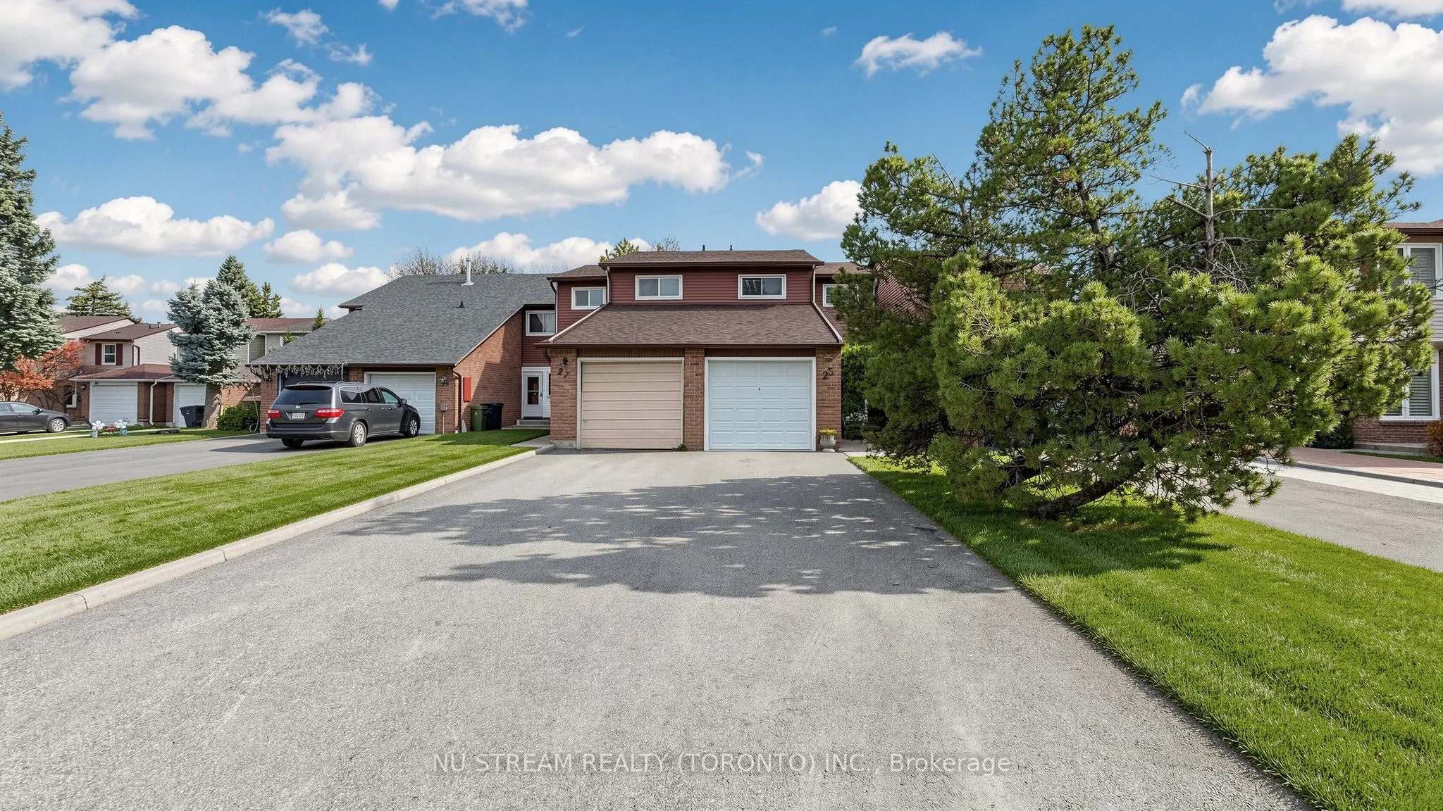 25 Treetops Court