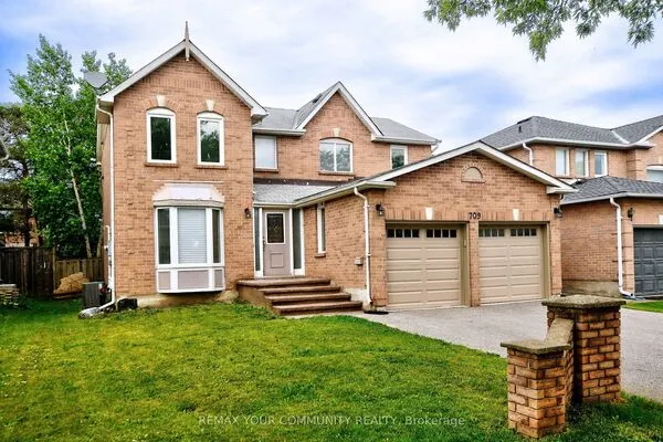 709 Barnes Crescent