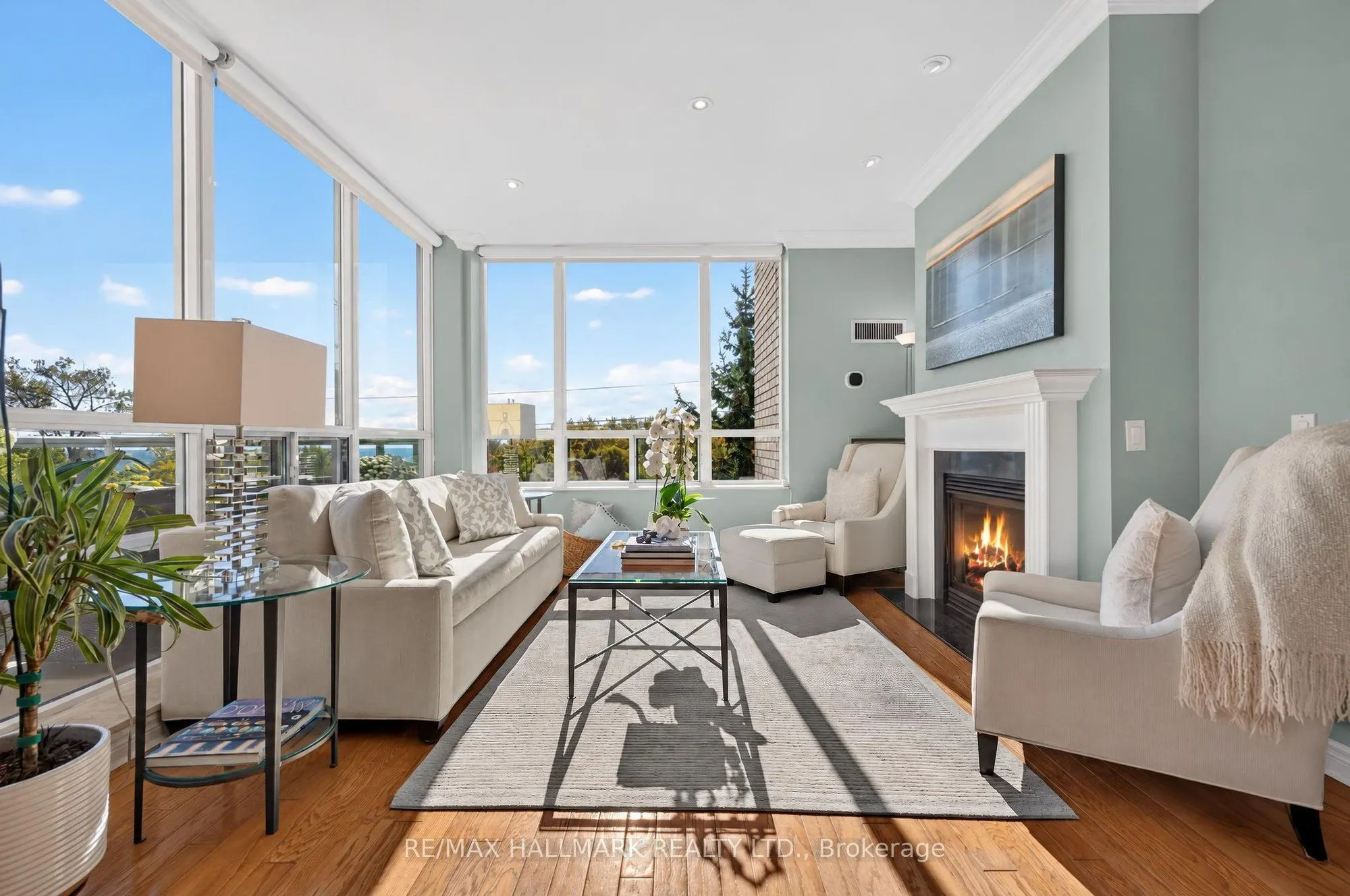 9 Boardwalk Drive #410