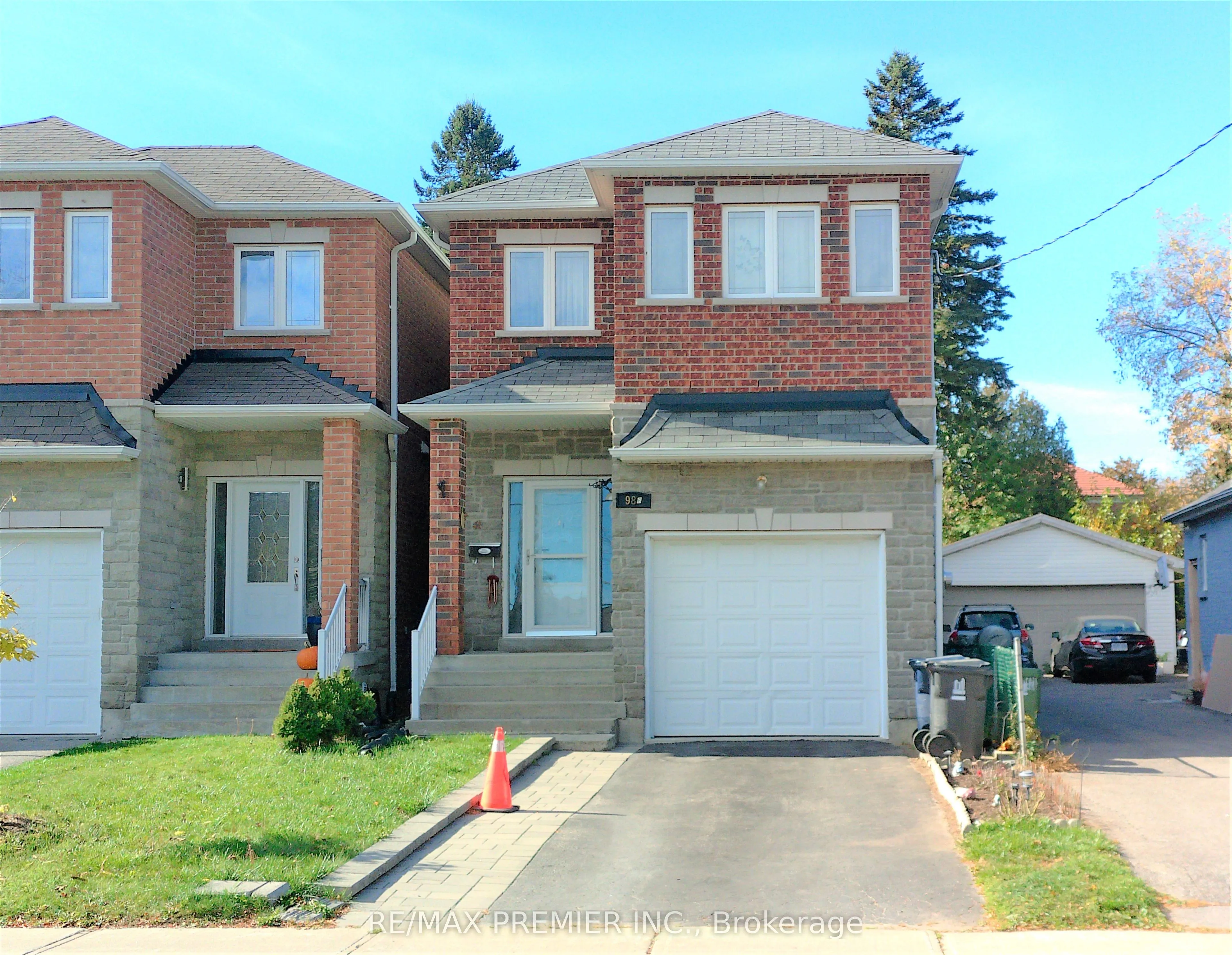 98B Heale Avenue
