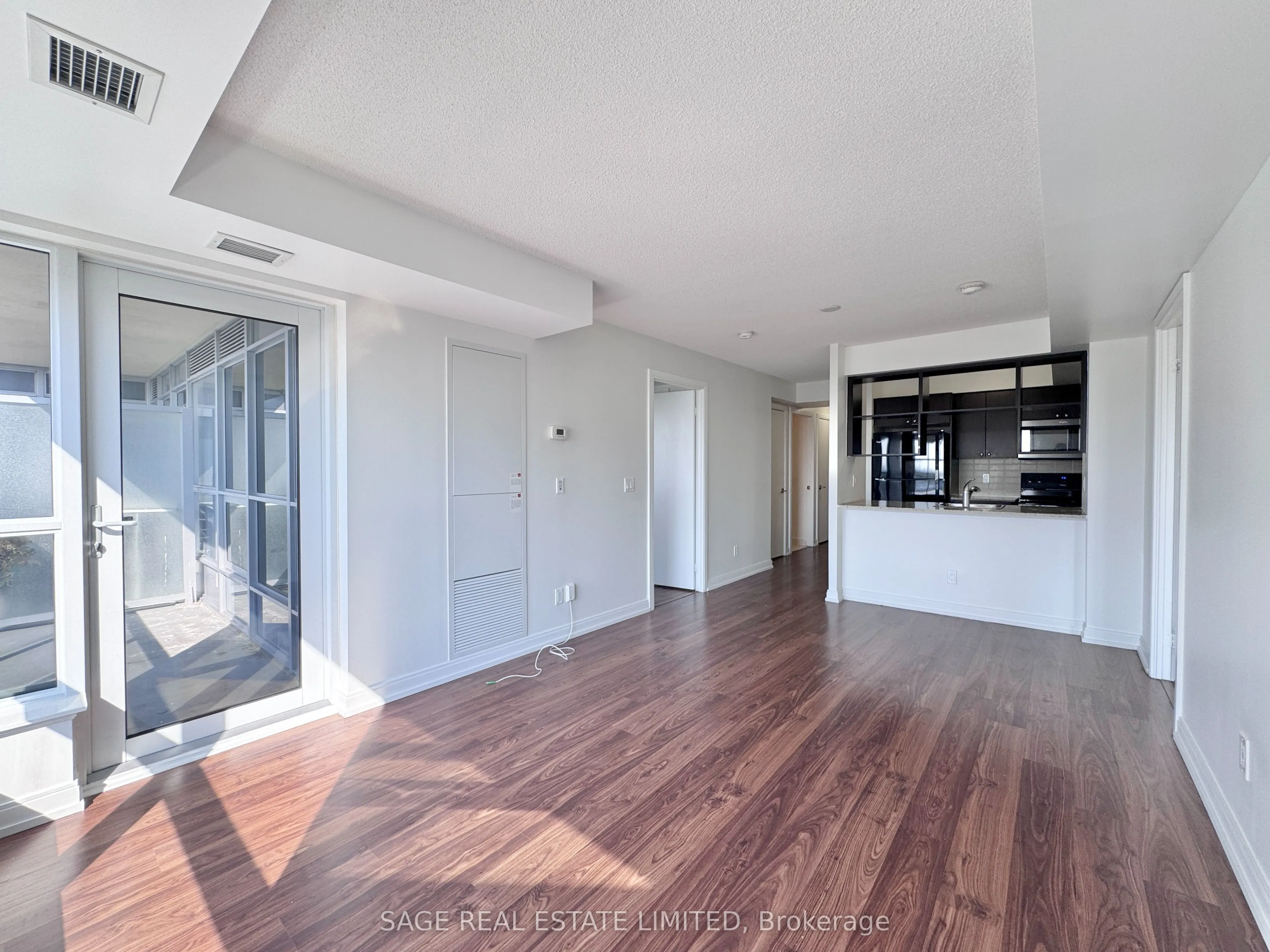 181 Village Green Square #2415