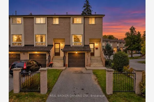 27 Collinsgrove Road #27
