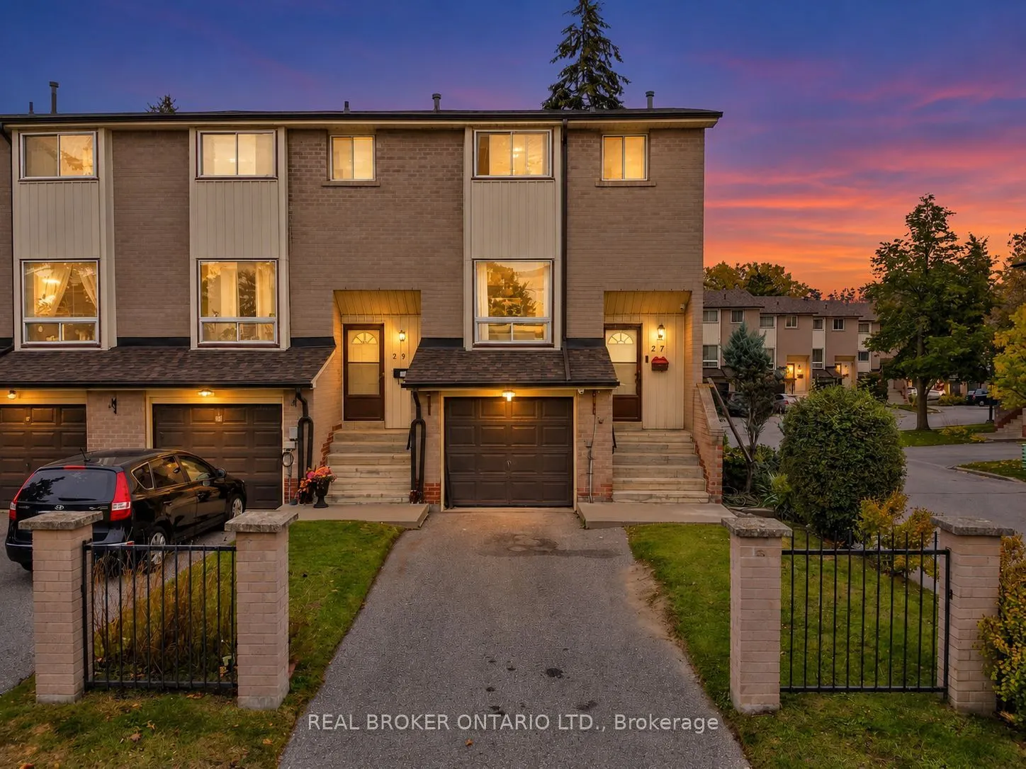 27 Collinsgrove Road #27