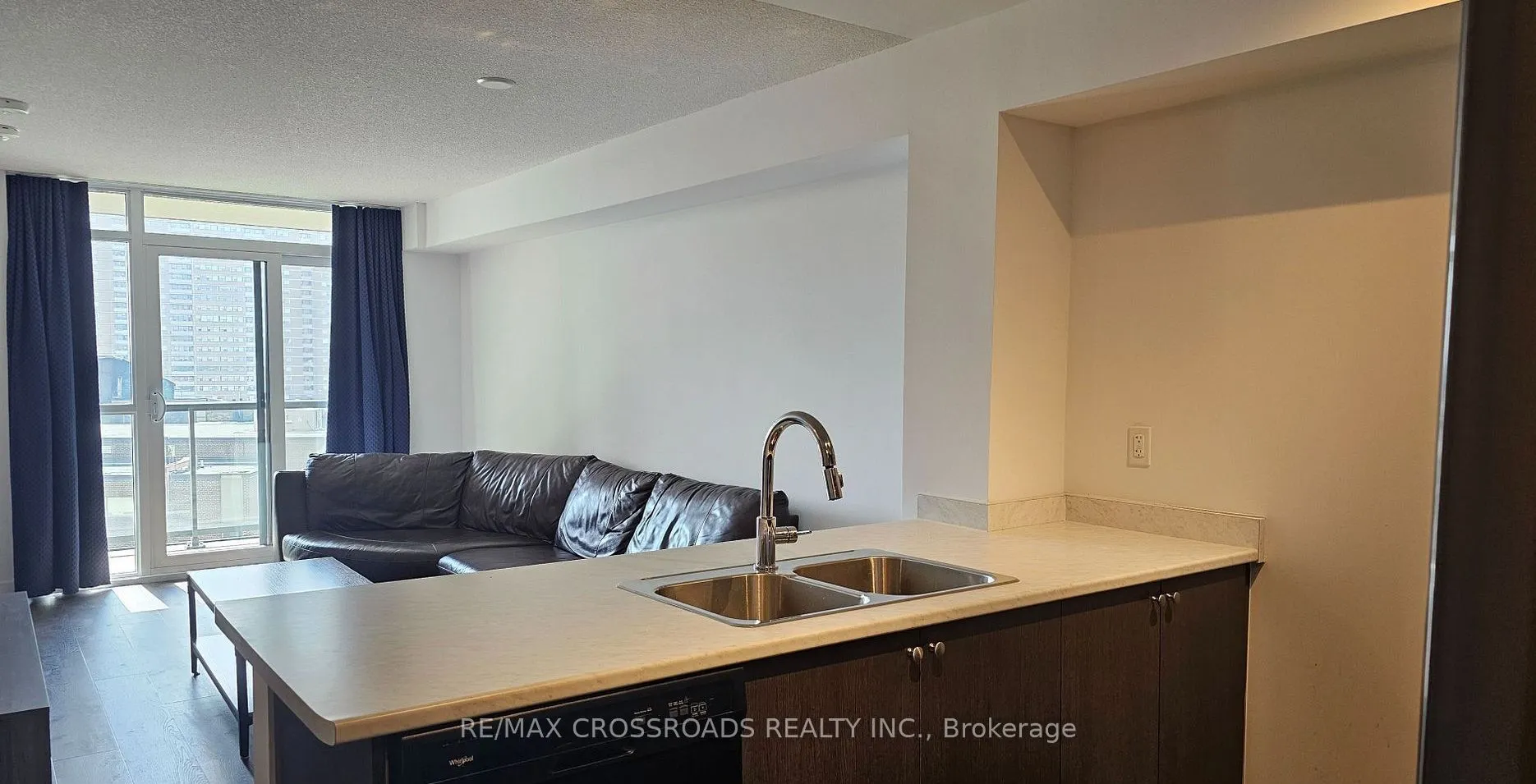 8 Trent Avenue #502