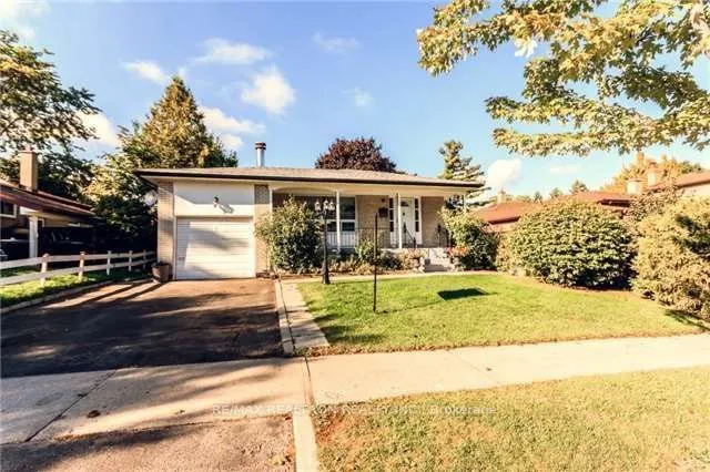 22 Griselda Crescent