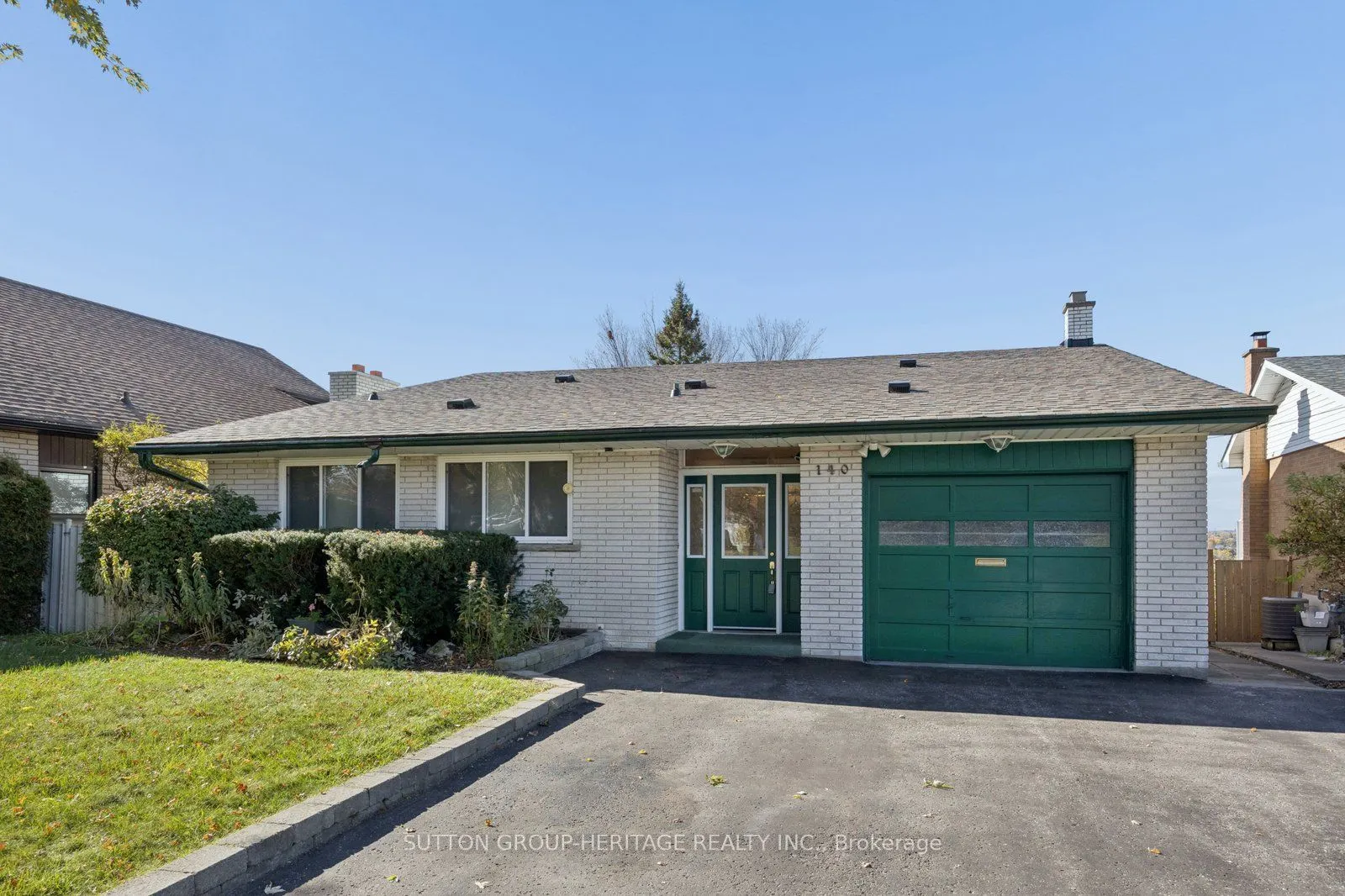 140 Labrador Drive