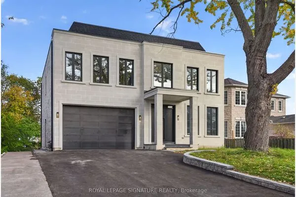 15 Deblyn Drive E