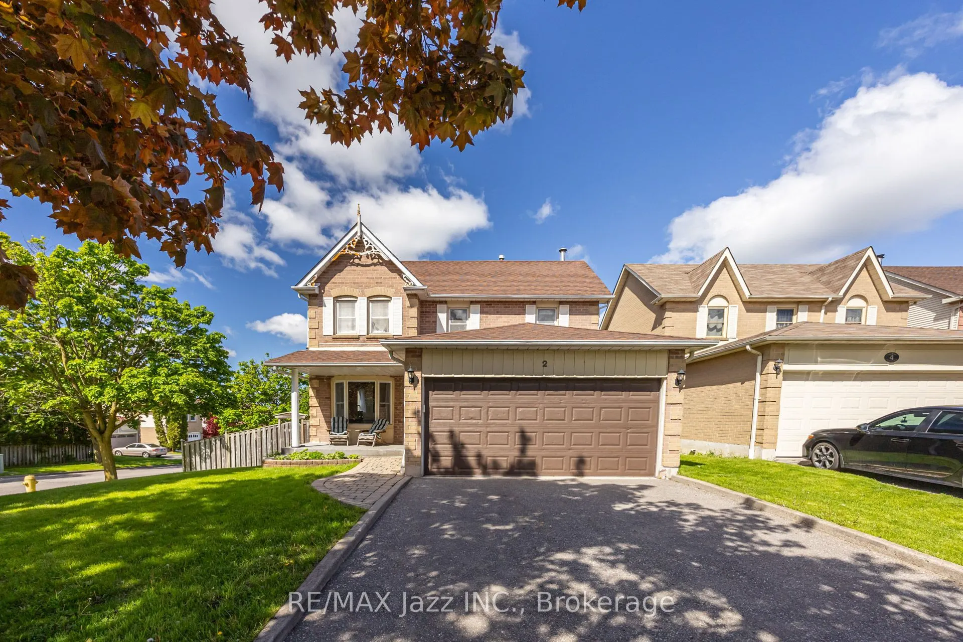 2 Coomer Crescent