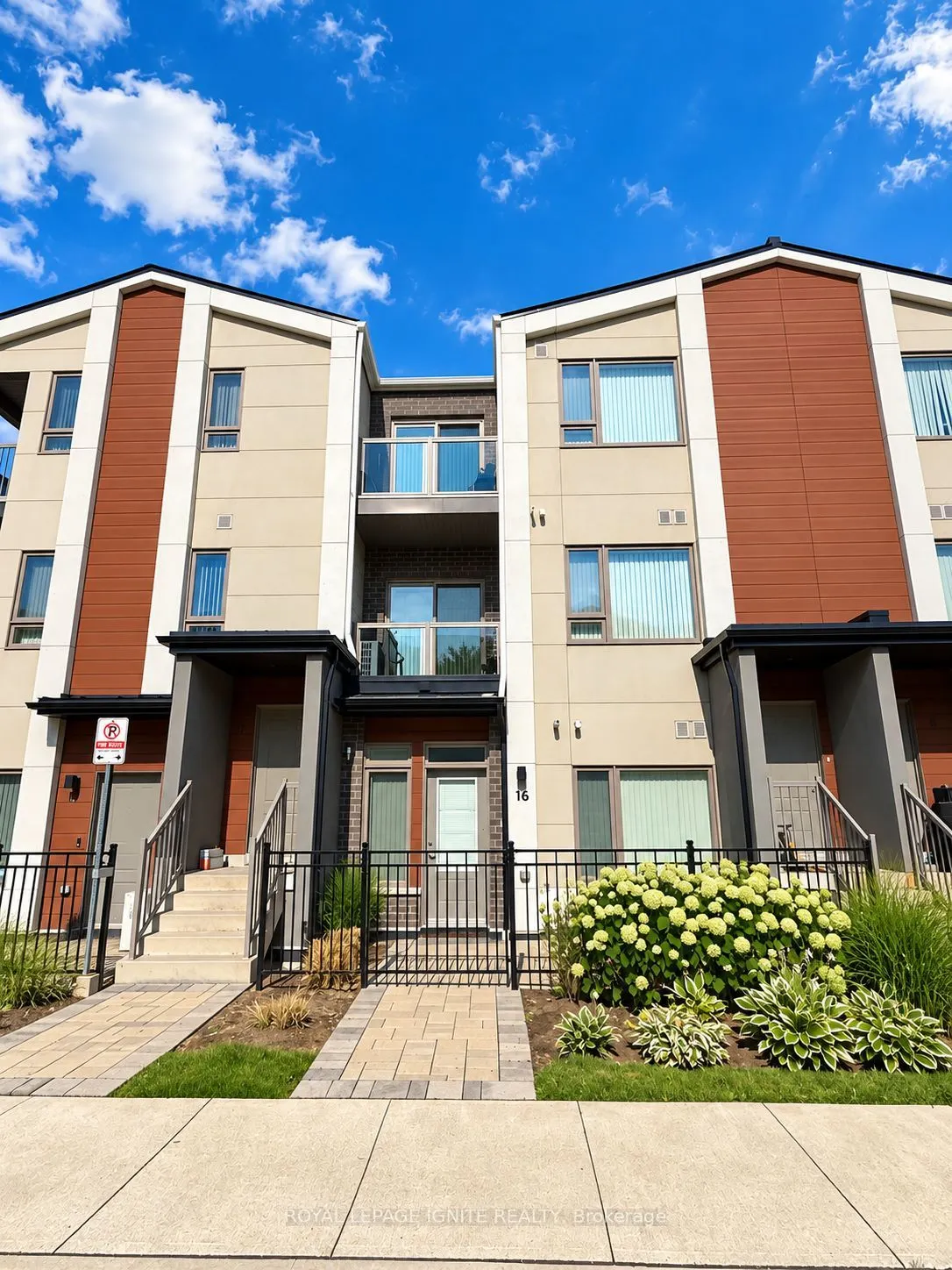 60 Orchid Place Drive #16