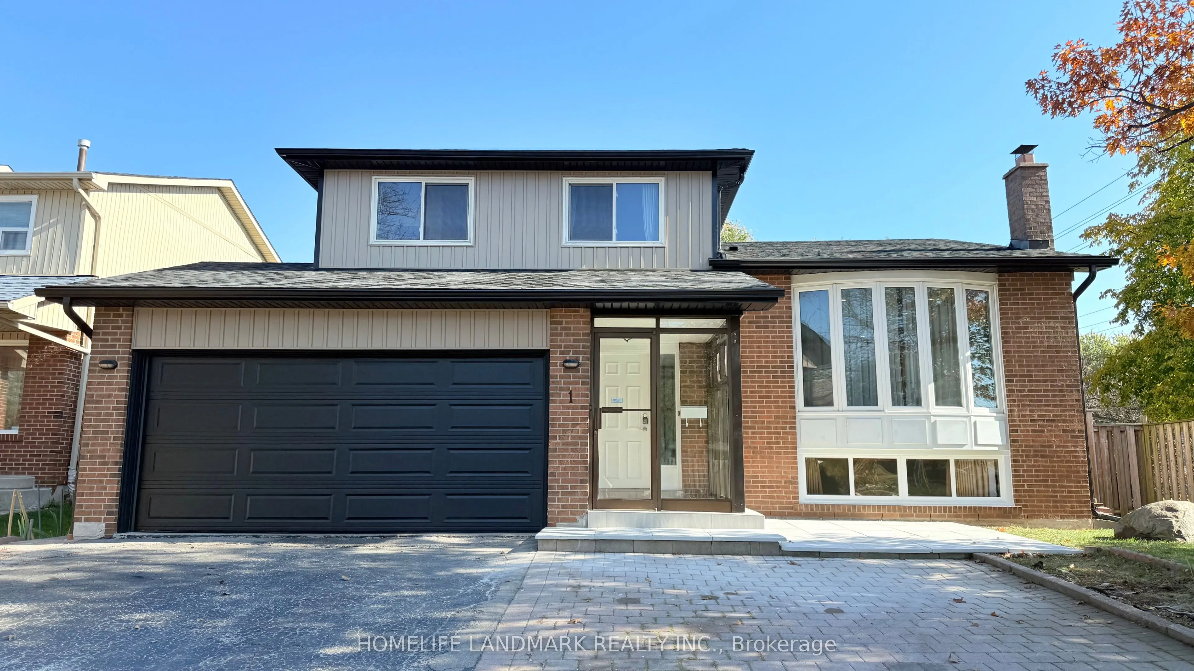 1 Alexmuir Boulevard