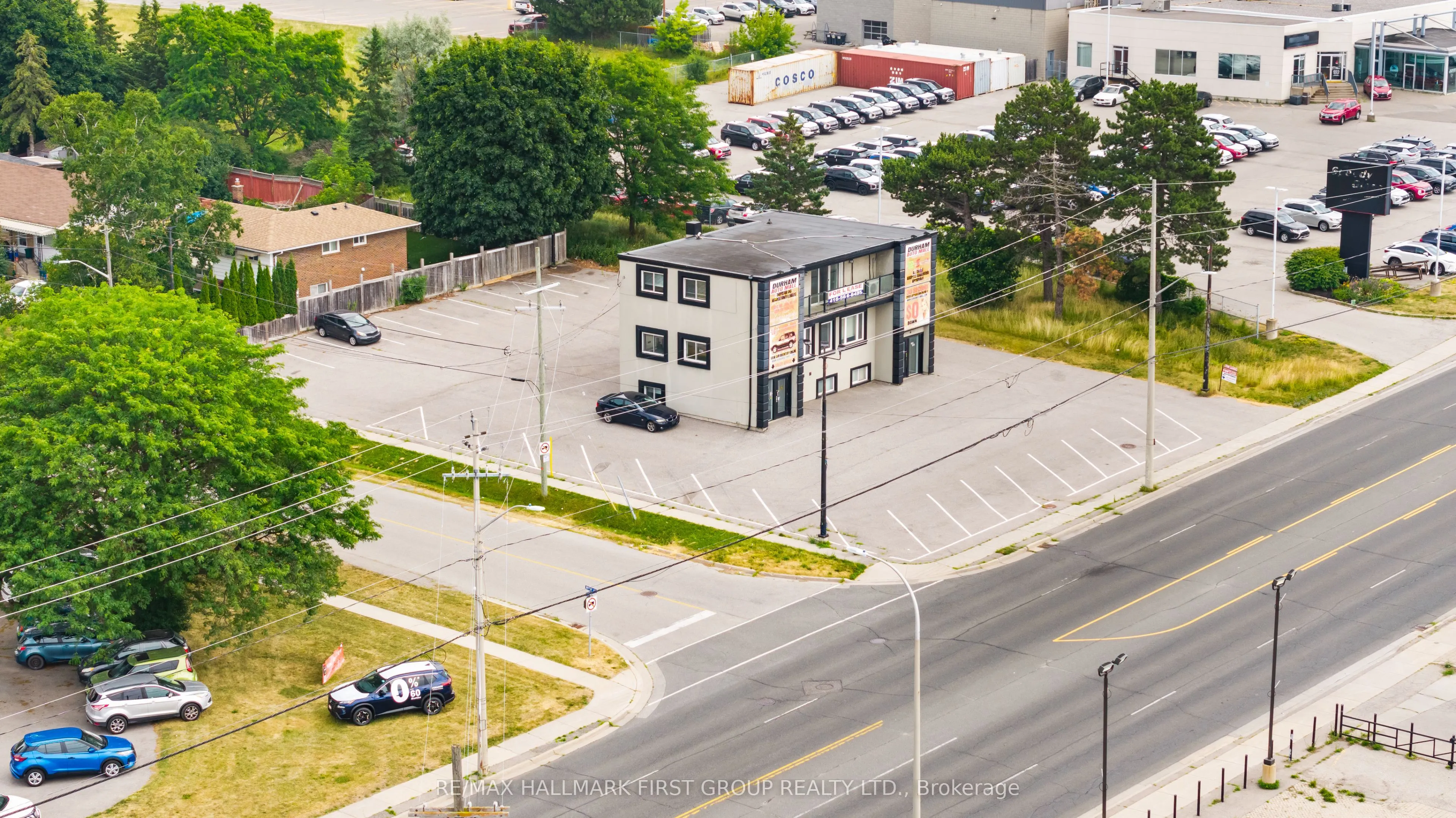1400 Dundas Street E #1