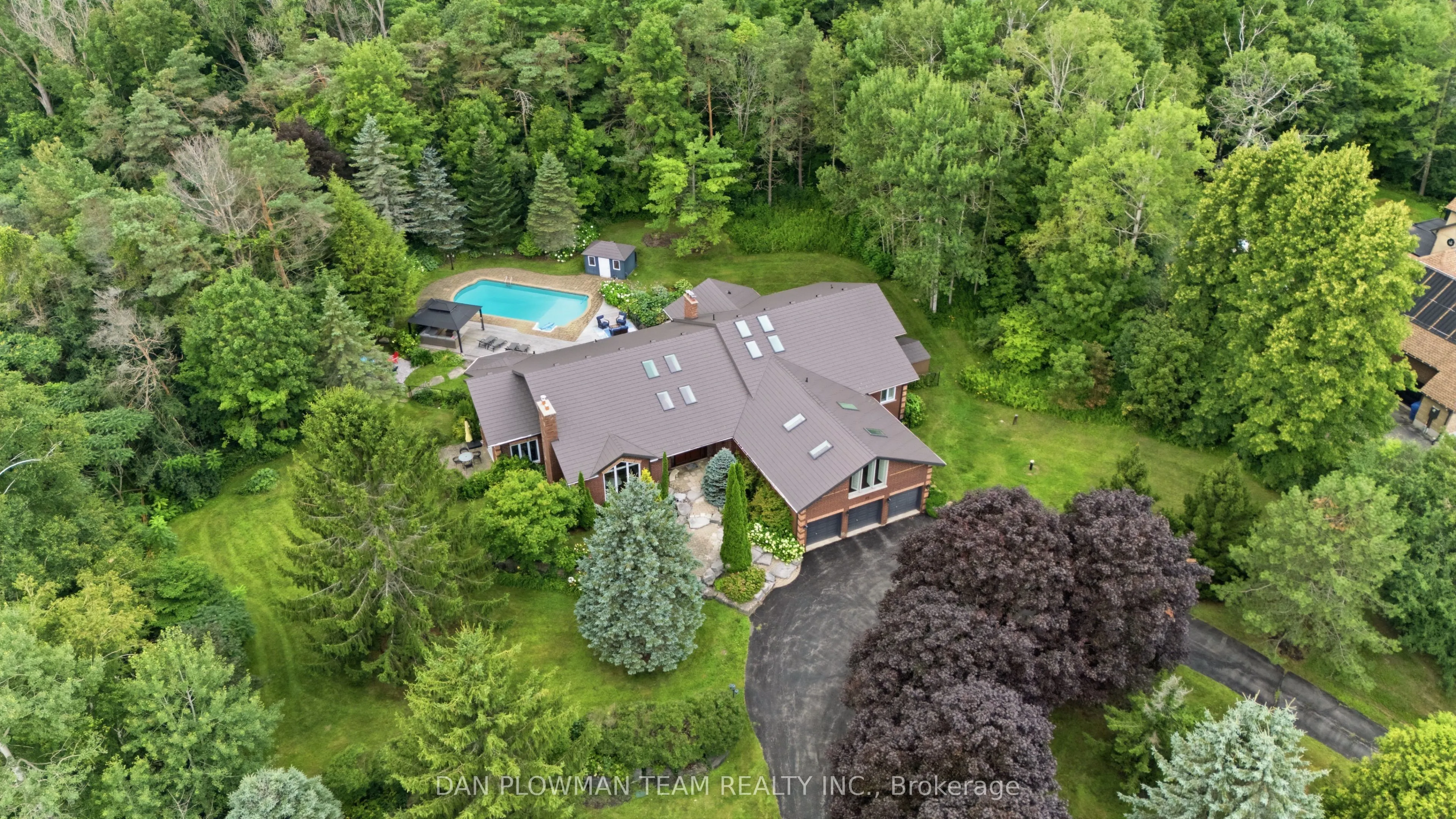 64 Woodbridge Circle
