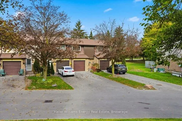 945 Burns Street W #10
