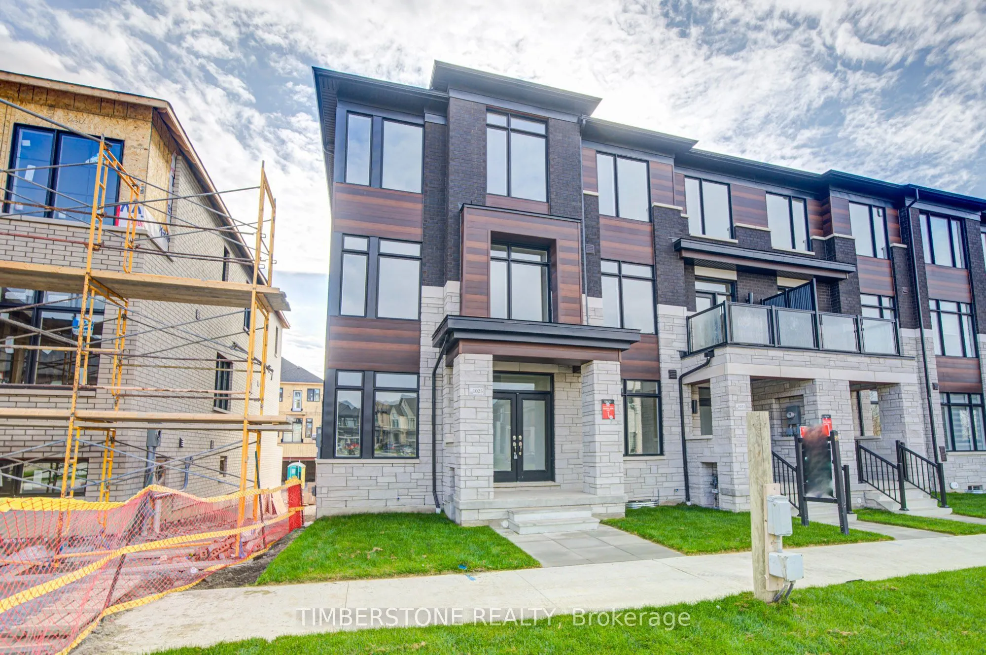 1025 Elizabeth Mackenzie Drive