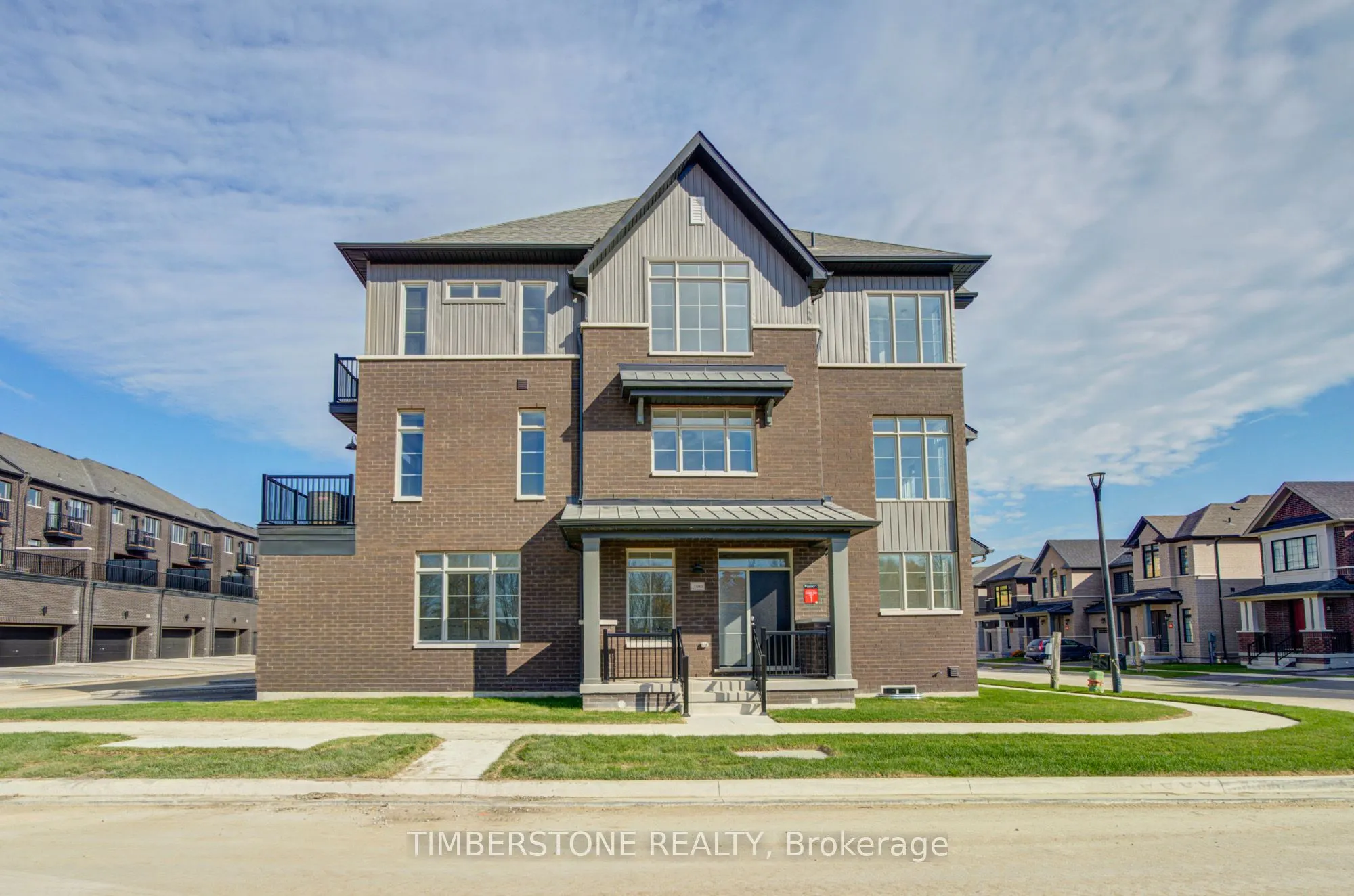 1040 Zircon Manor