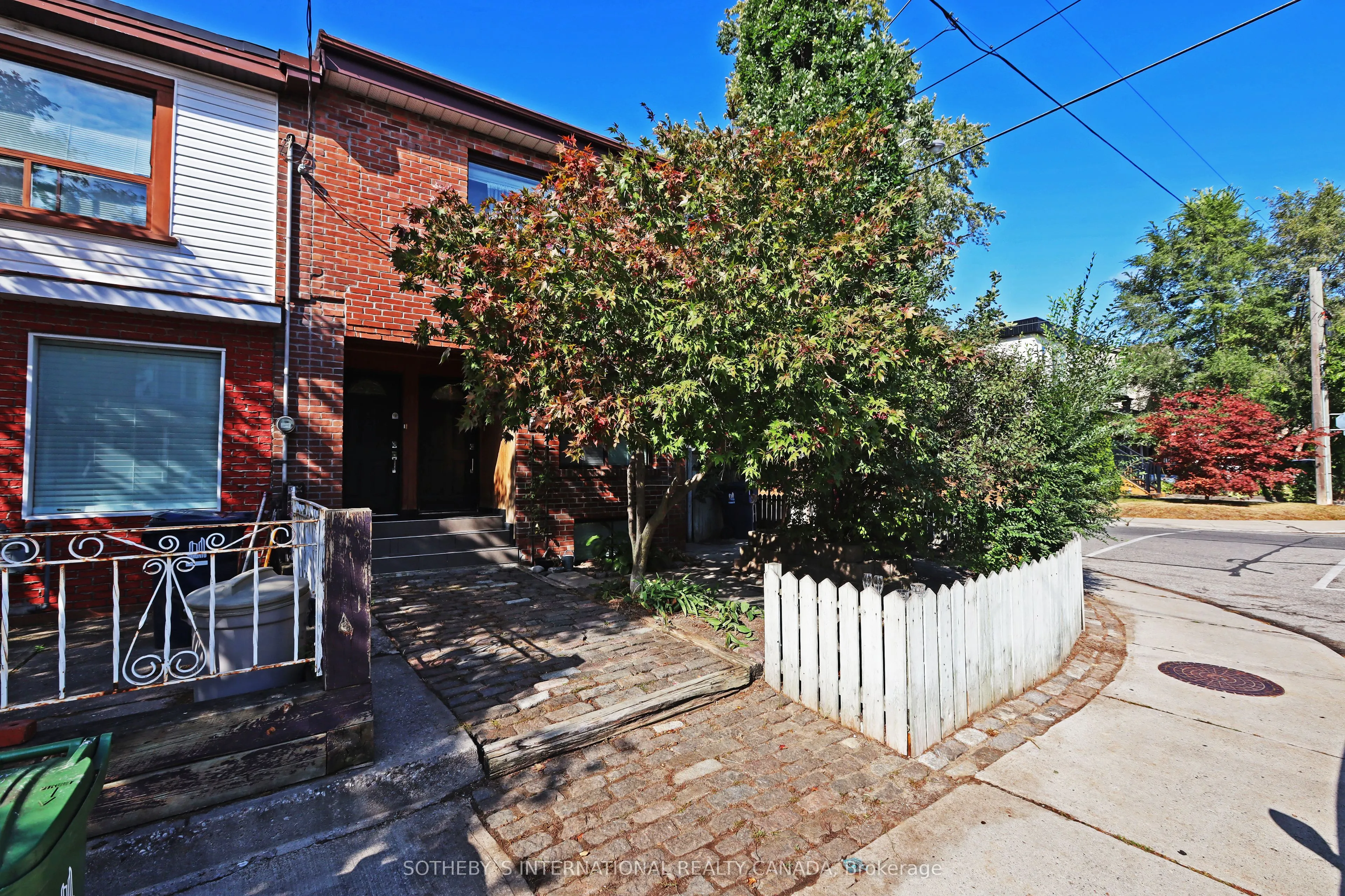 212 Glebemount Avenue #Lower
