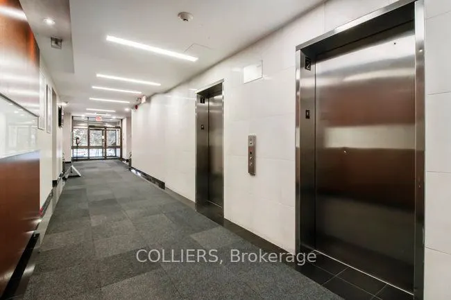 7050 Woodbine Avenue, #401