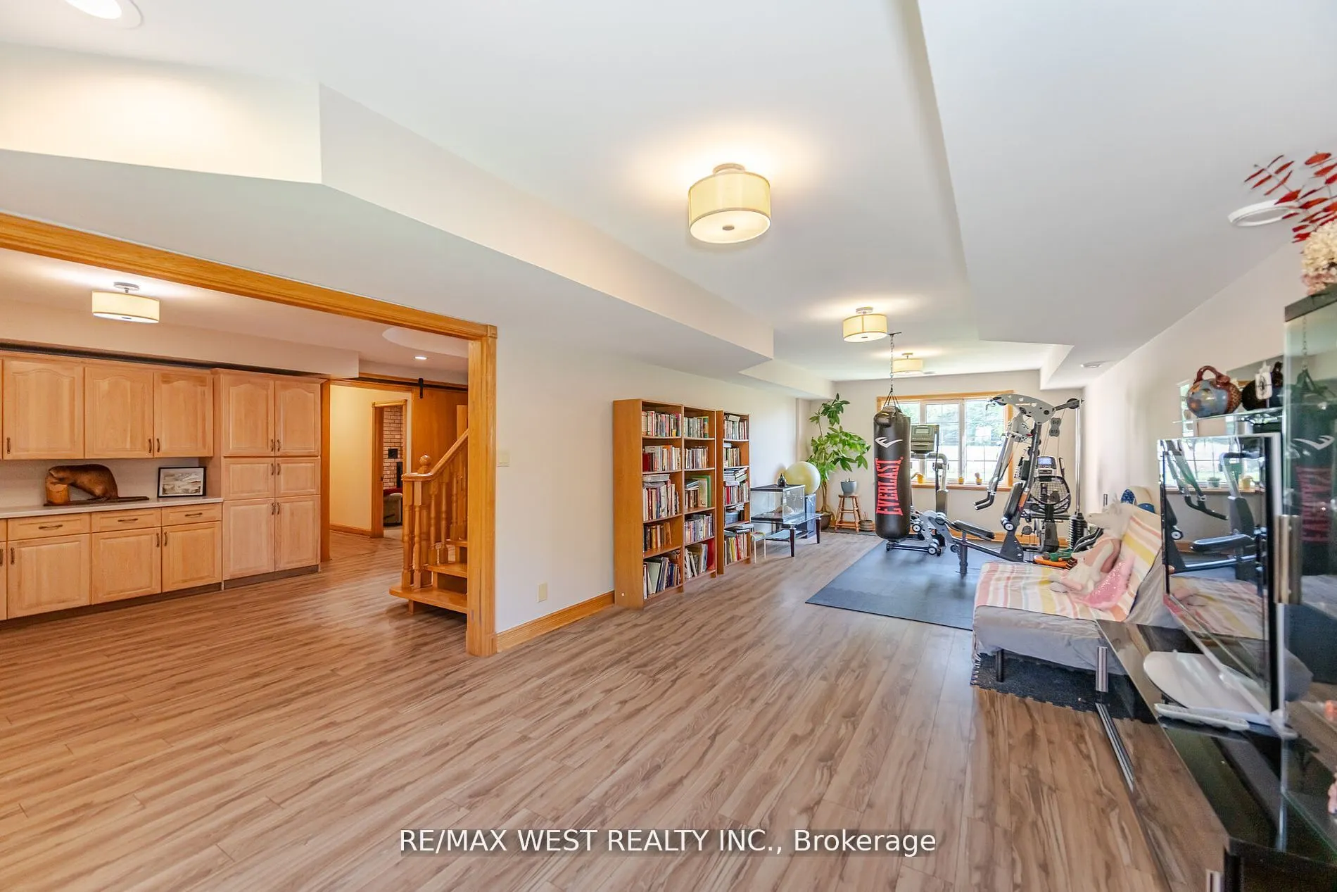 7 Stewart Crescent