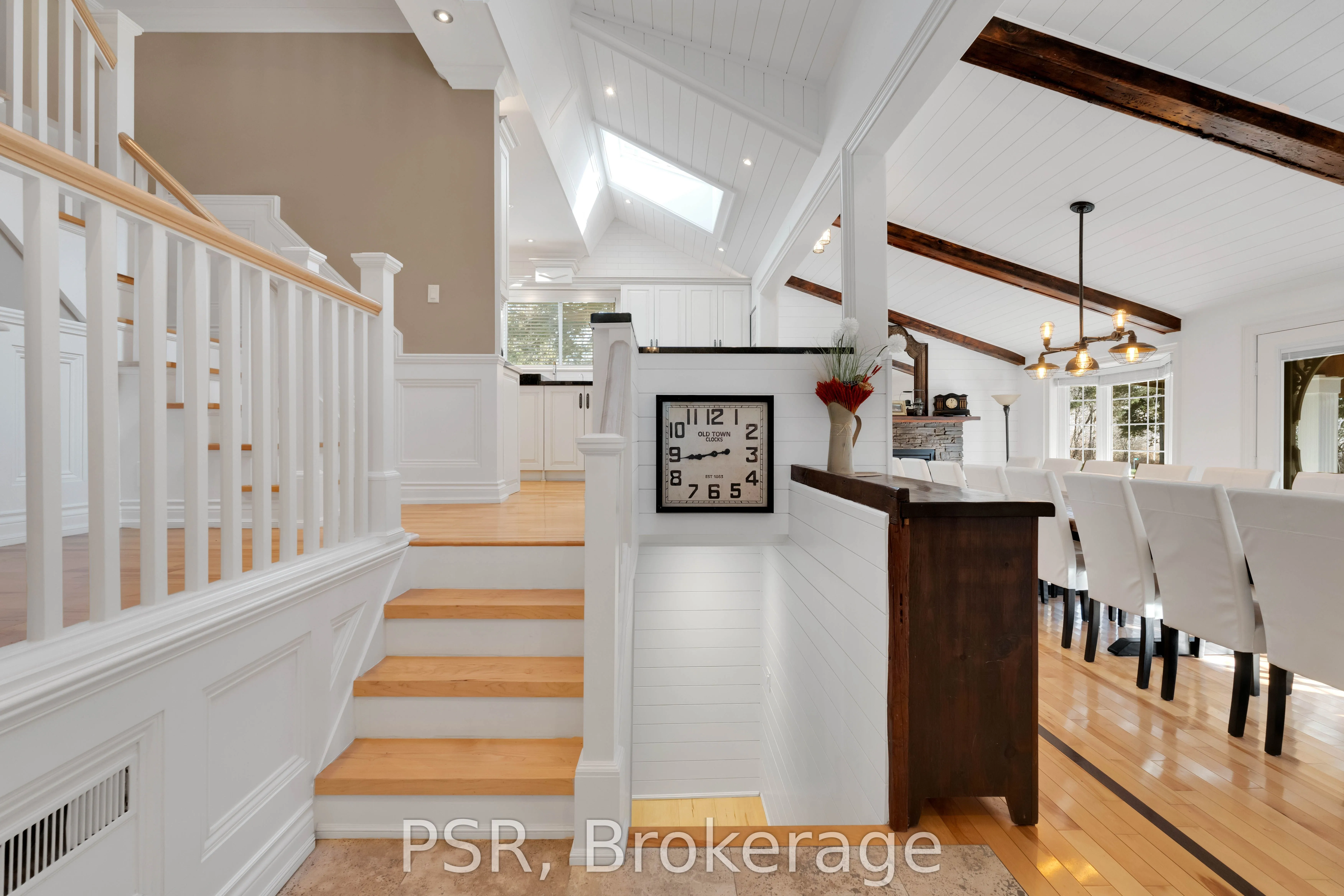 124 Elmpine Trail